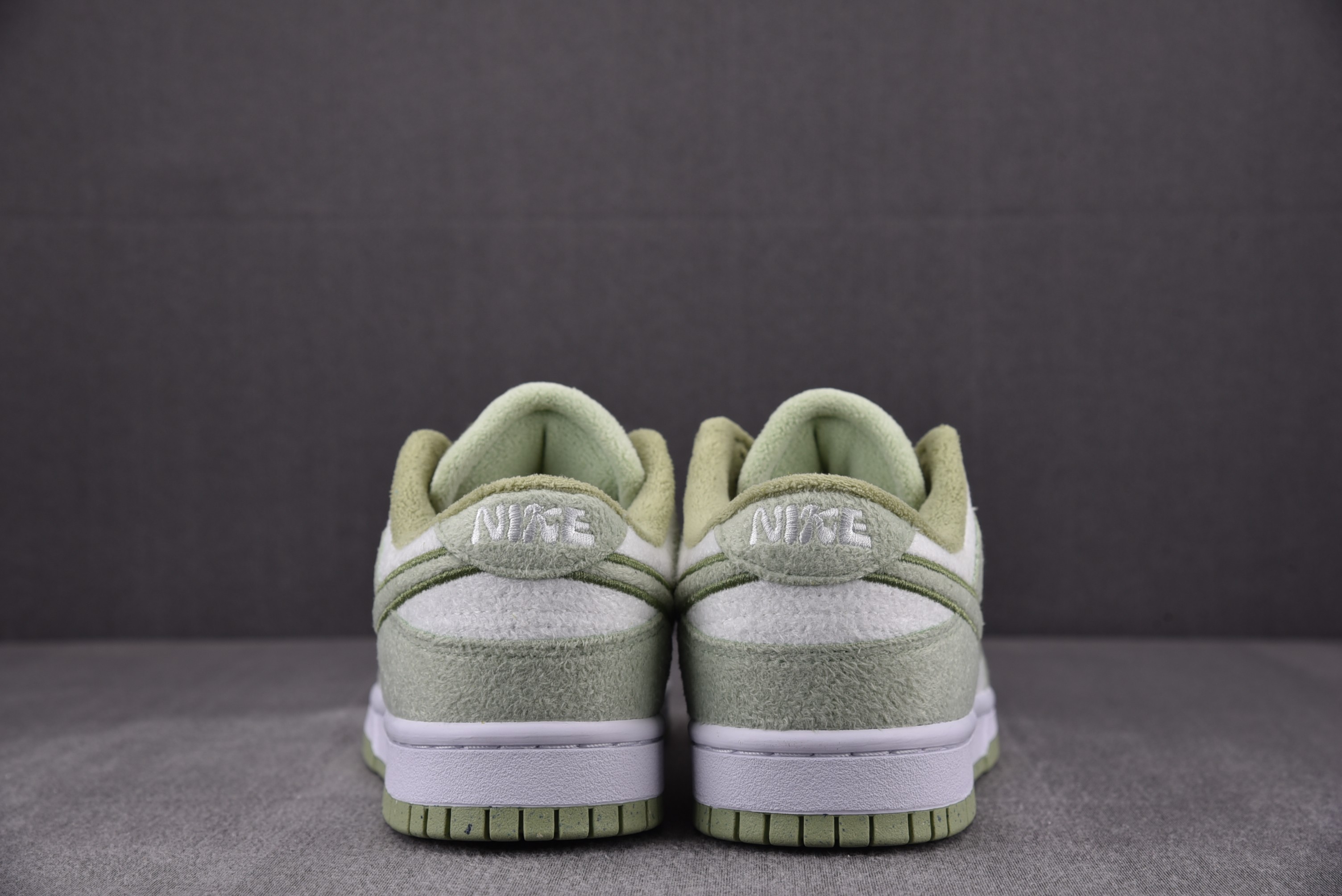 Nike Dunk Low SE Fleece Pack Honeydew (Women Size!!)