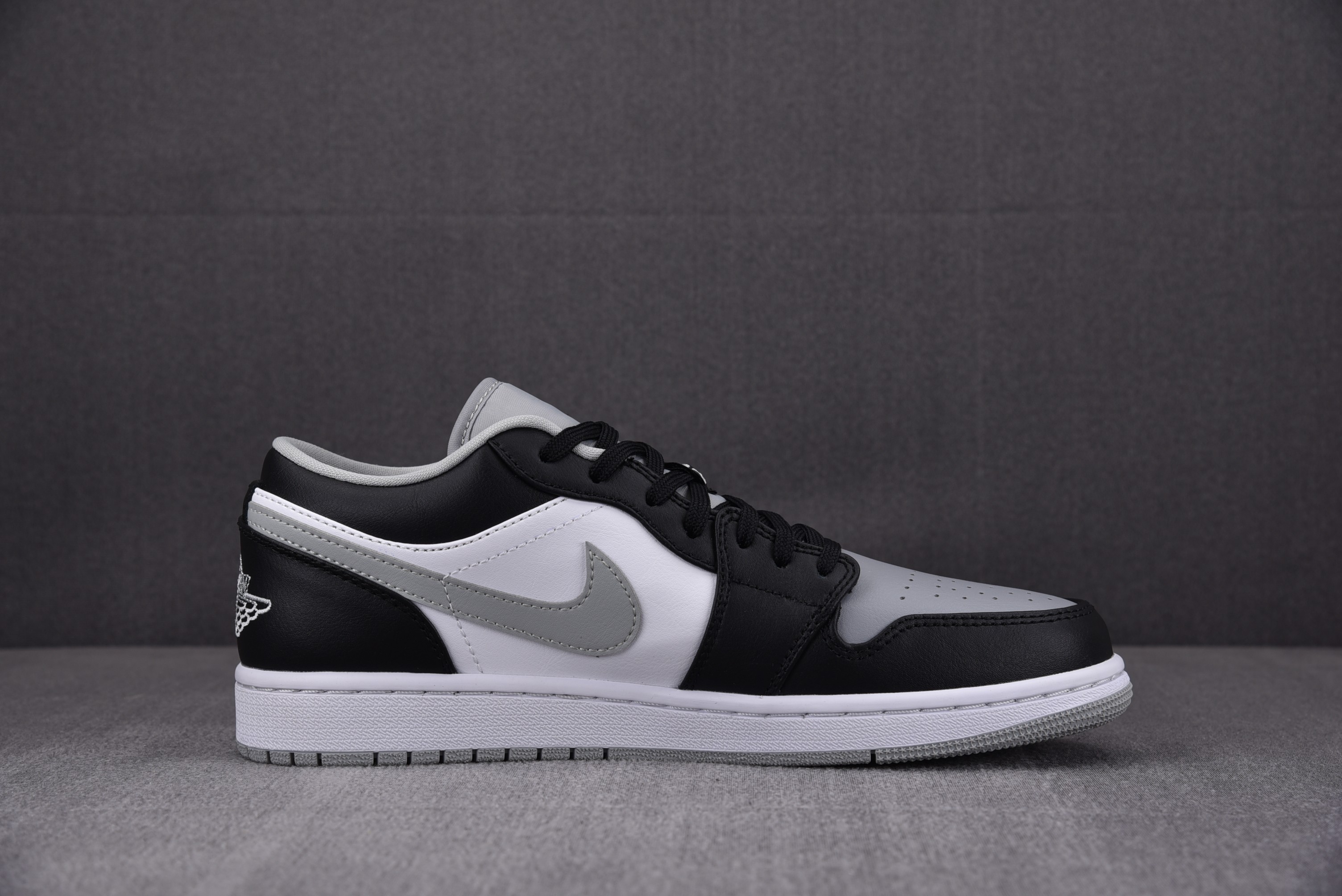 Jordan 1 Low Shadow