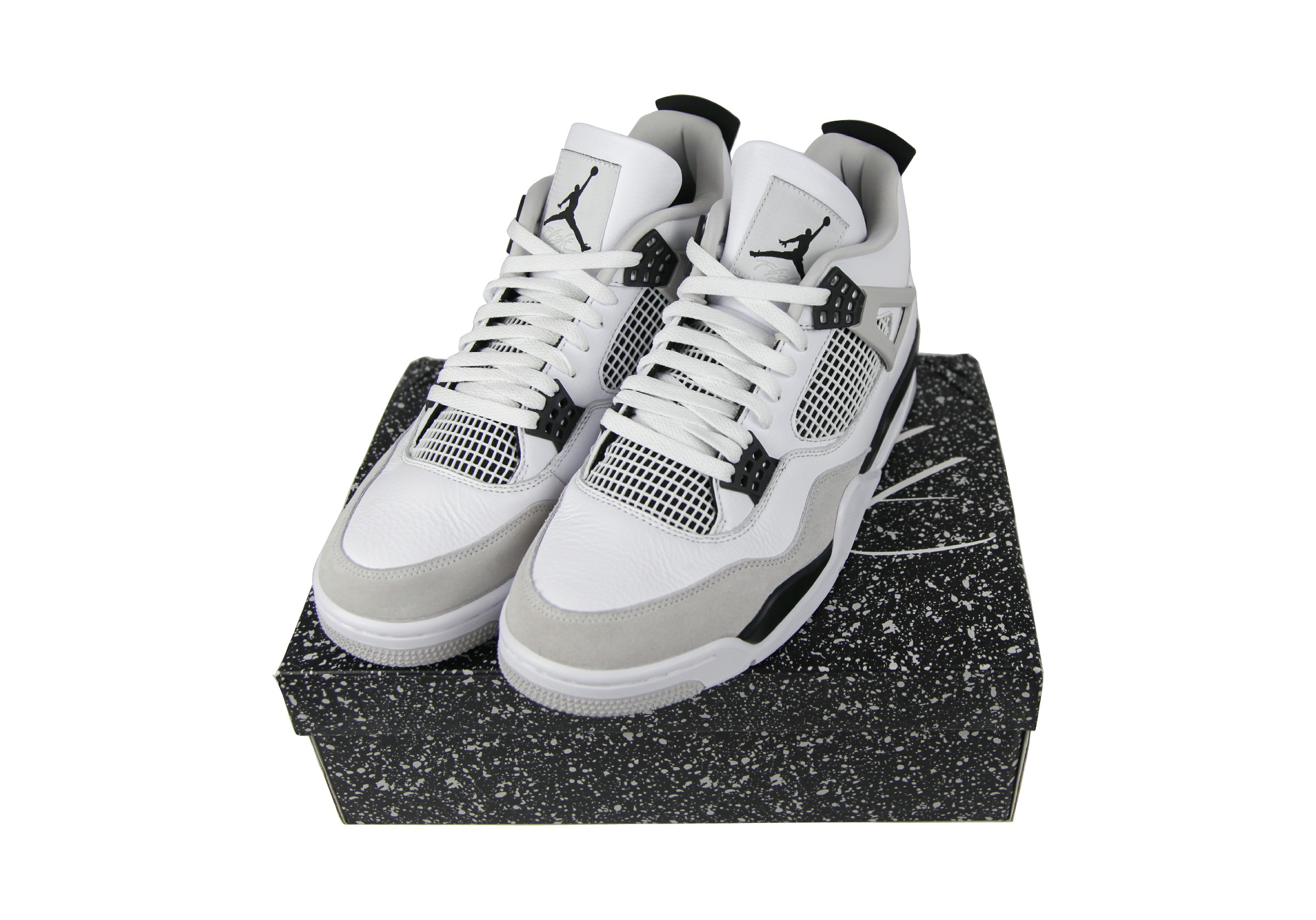 Air Jordan 4 Military Black