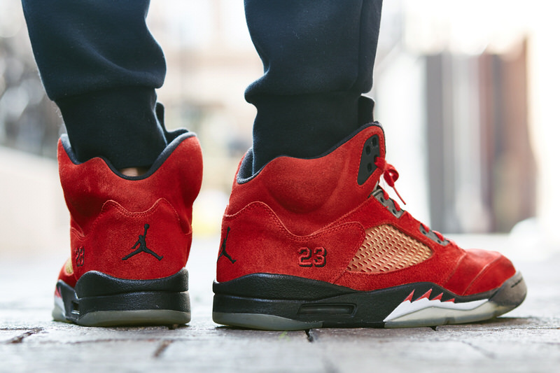Jordan 5 Retro Raging Bull Red (Wood Box)