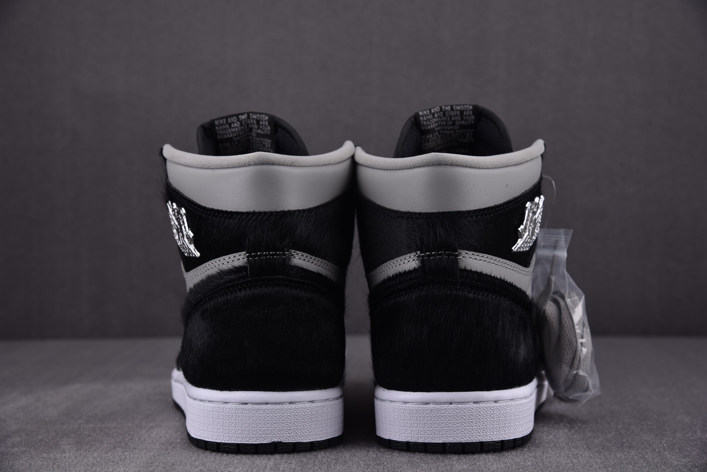 Jordan 1 Retro High OG Twist 2.0 (Women Size!!)