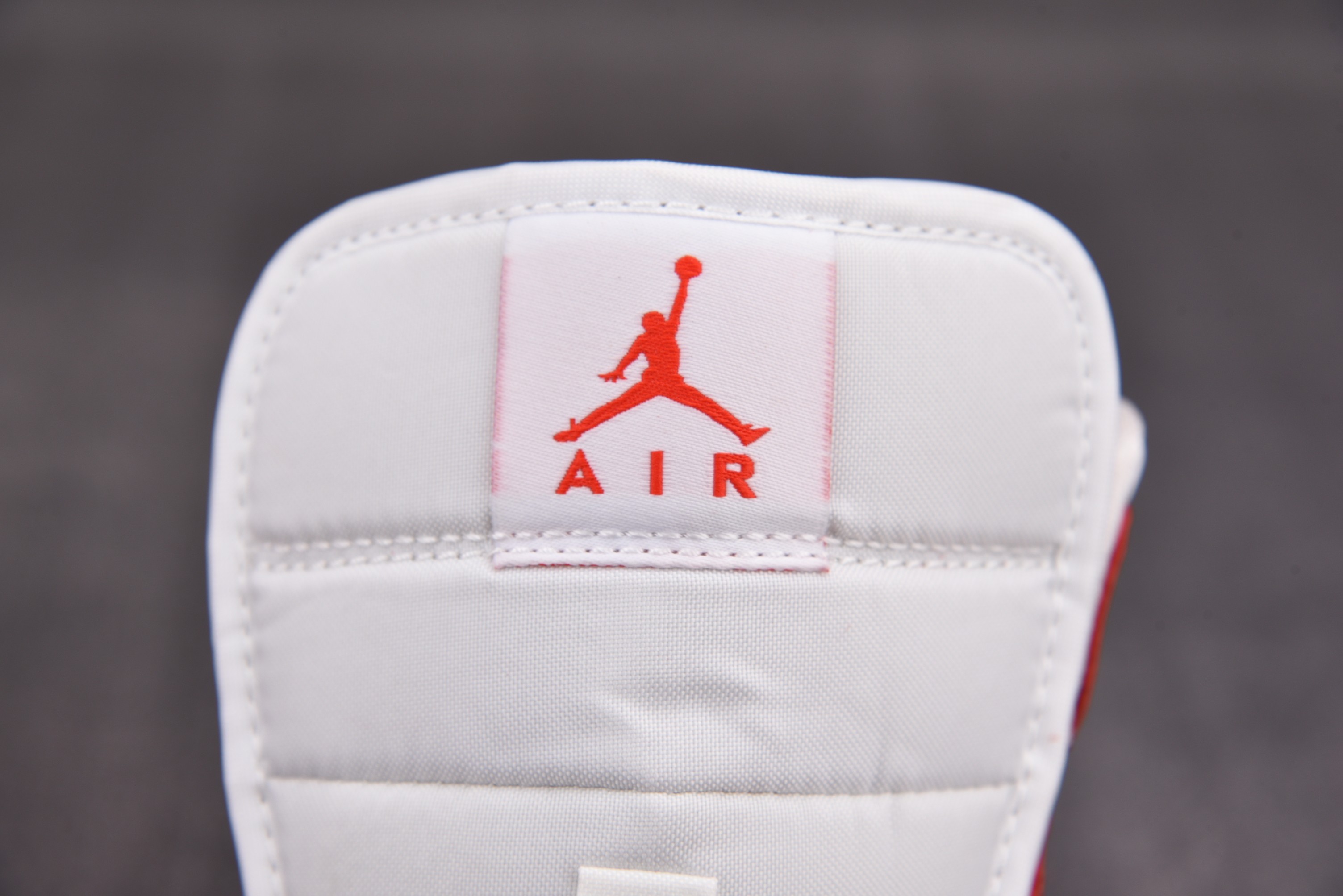 Jordan 1 Mid Syracuse (Women Size!!)