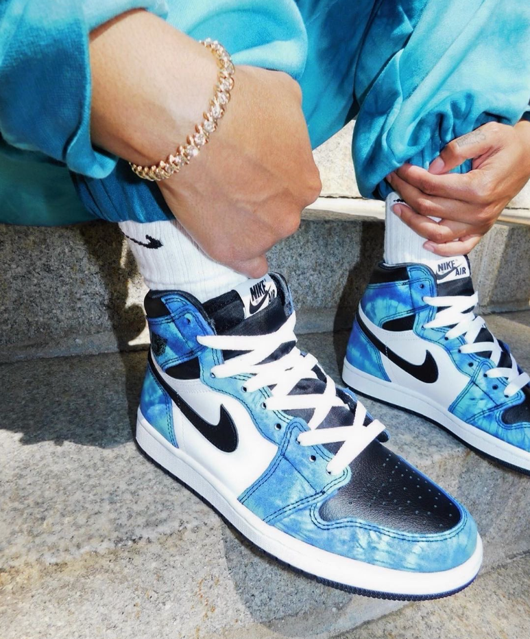 Jordan 1 Retro High Tie Dye (WOMEN SIZE!!)