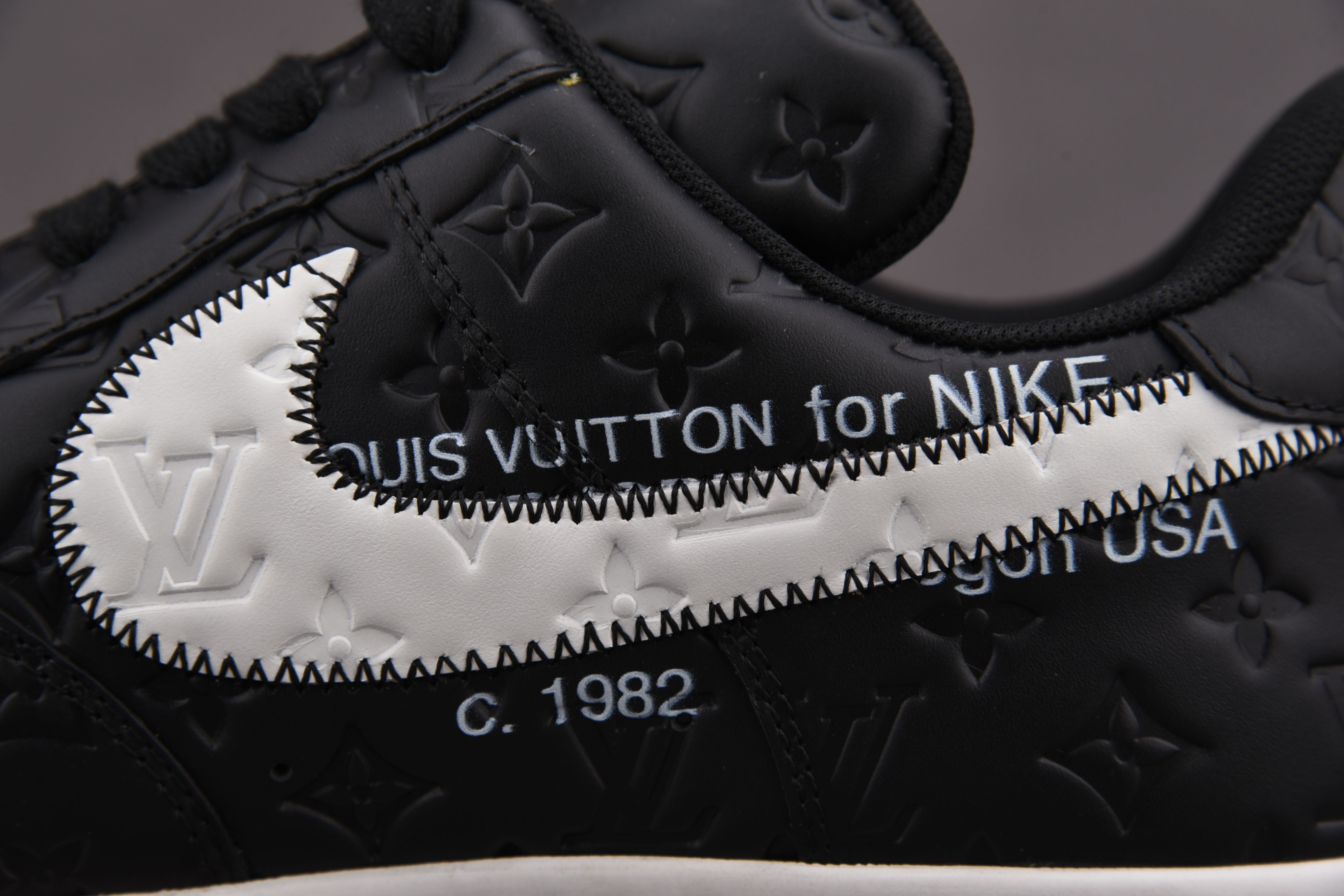 Nike Air Force 1 Low Louis Vuitton Dark White (Be careful about the size!!)