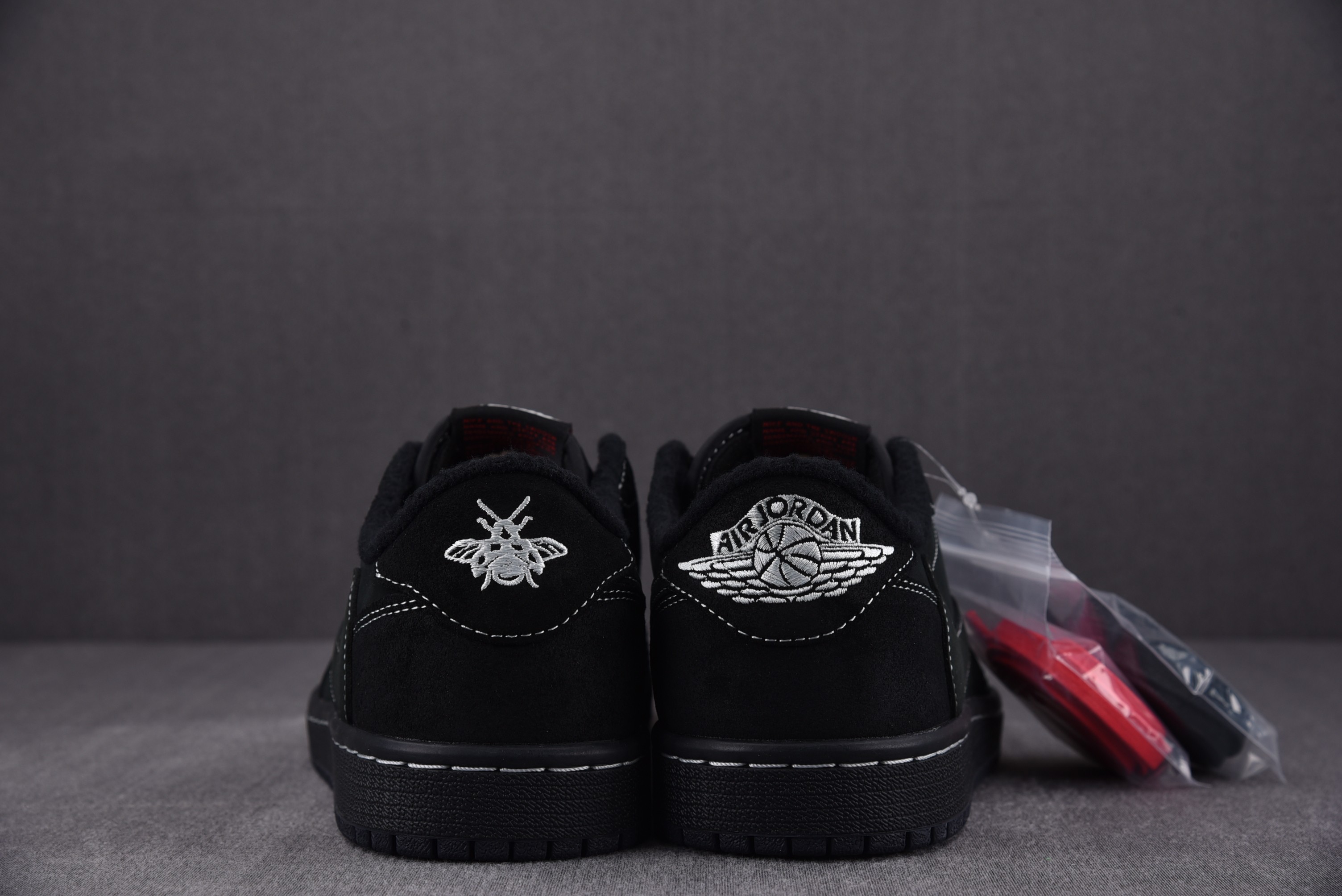 Jordan 1 Retro Low OG SP Travis Scott Black Phantom