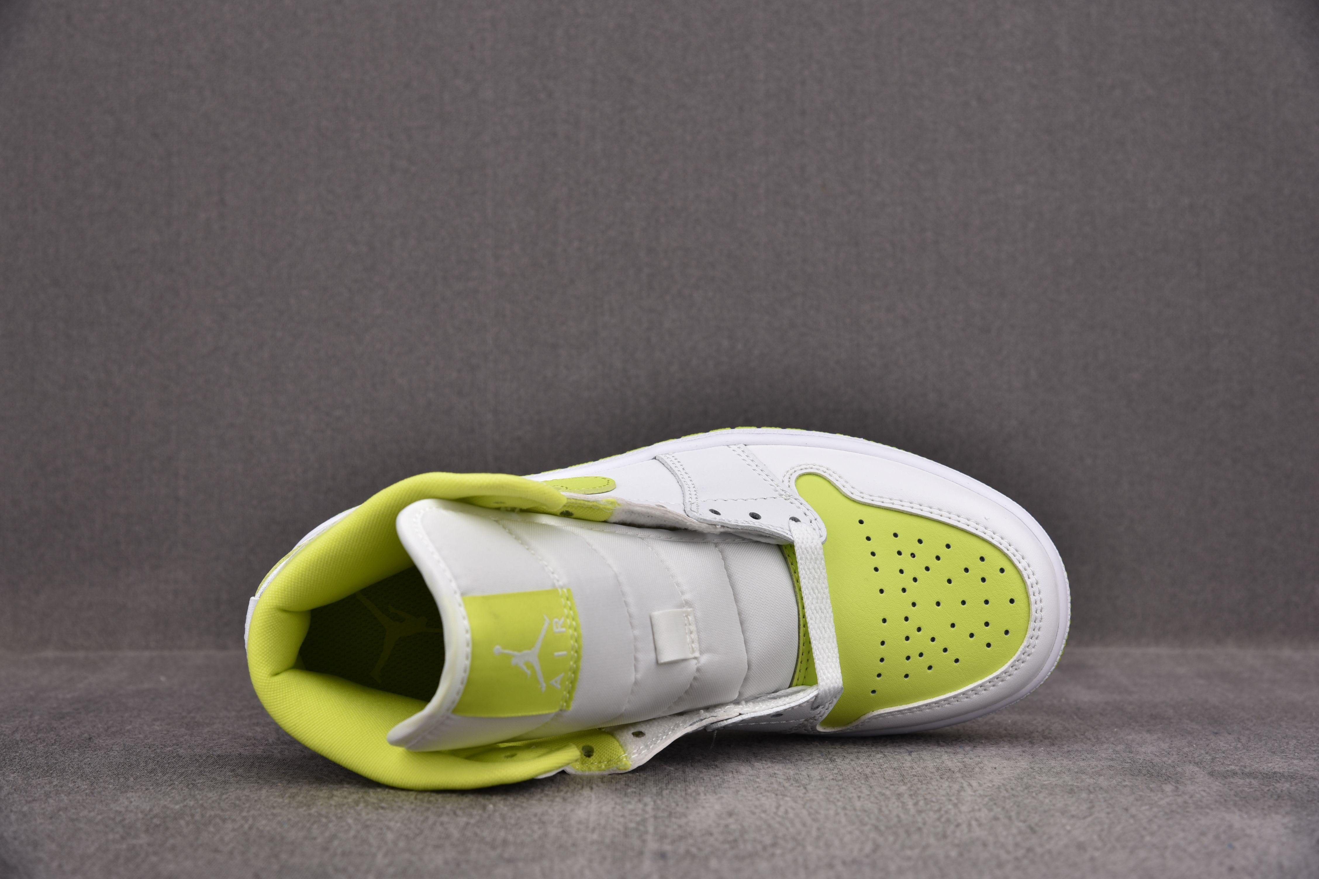 Jordan 1 Mid White Lime (Women Size!!)