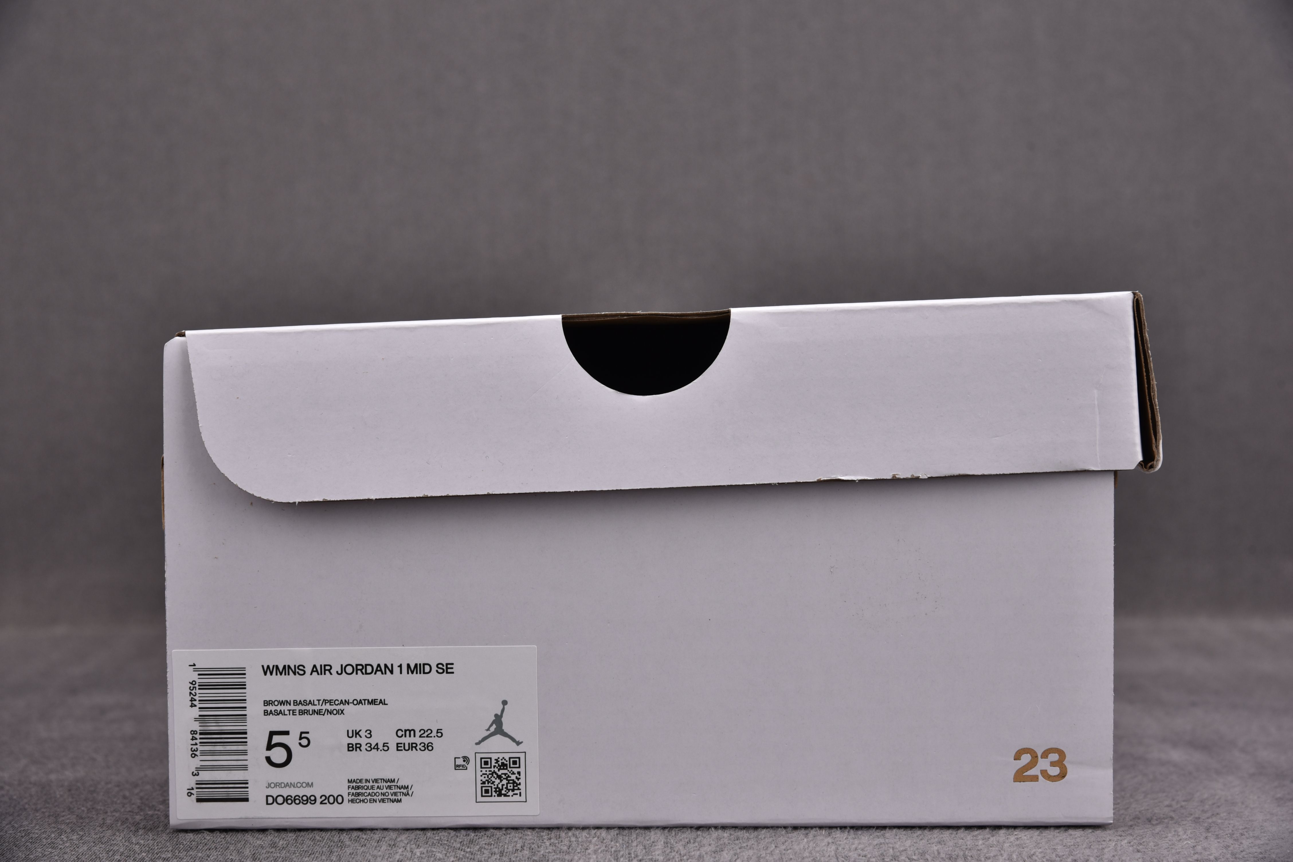 Jordan 1 Mid SE Brown Basalt Oatmeal (Women Size!!)