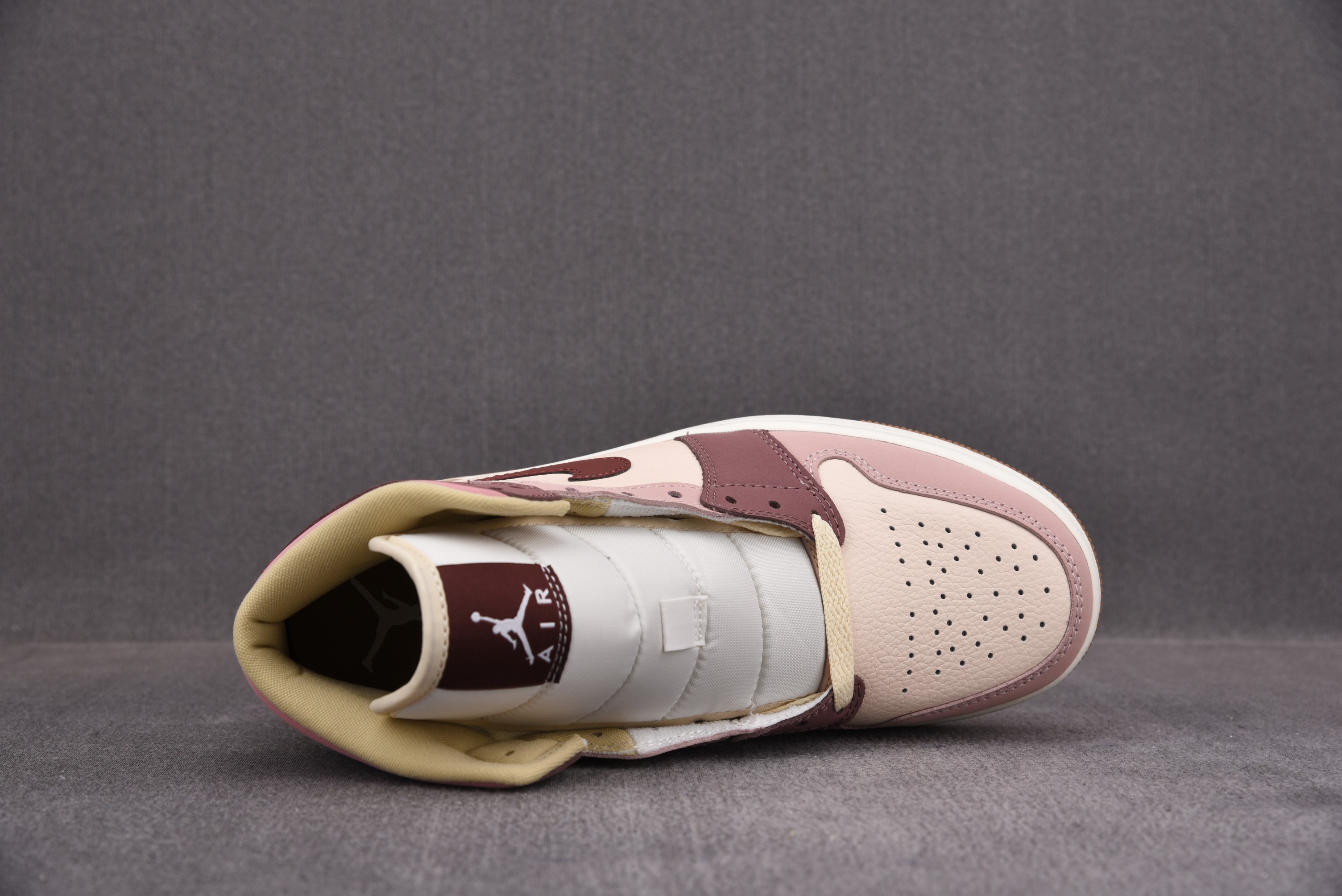 Jordan 1 Mid SE Dark Pony Smoky Mauve (Women Size!!)