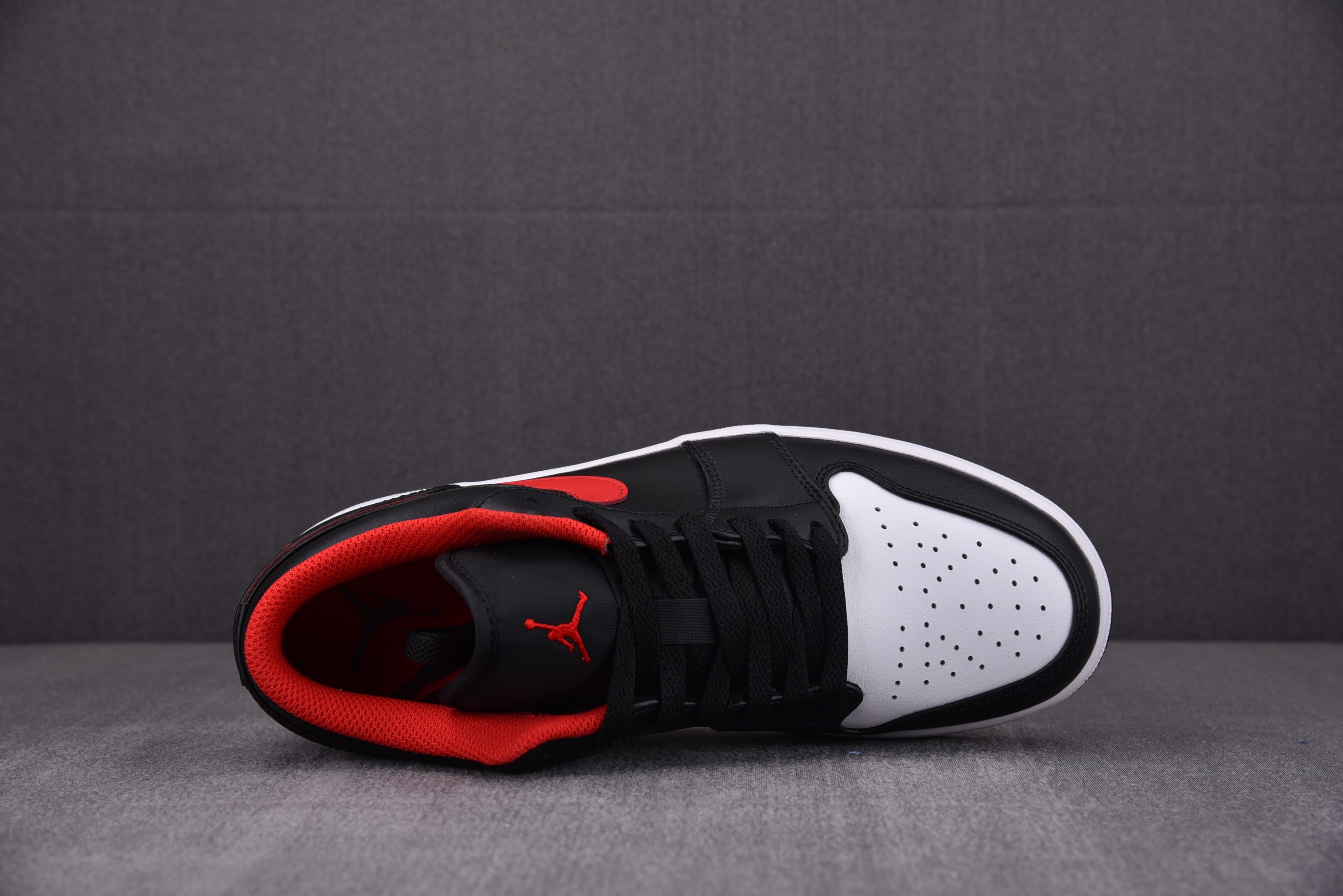 Jordan 1 Low White Toe