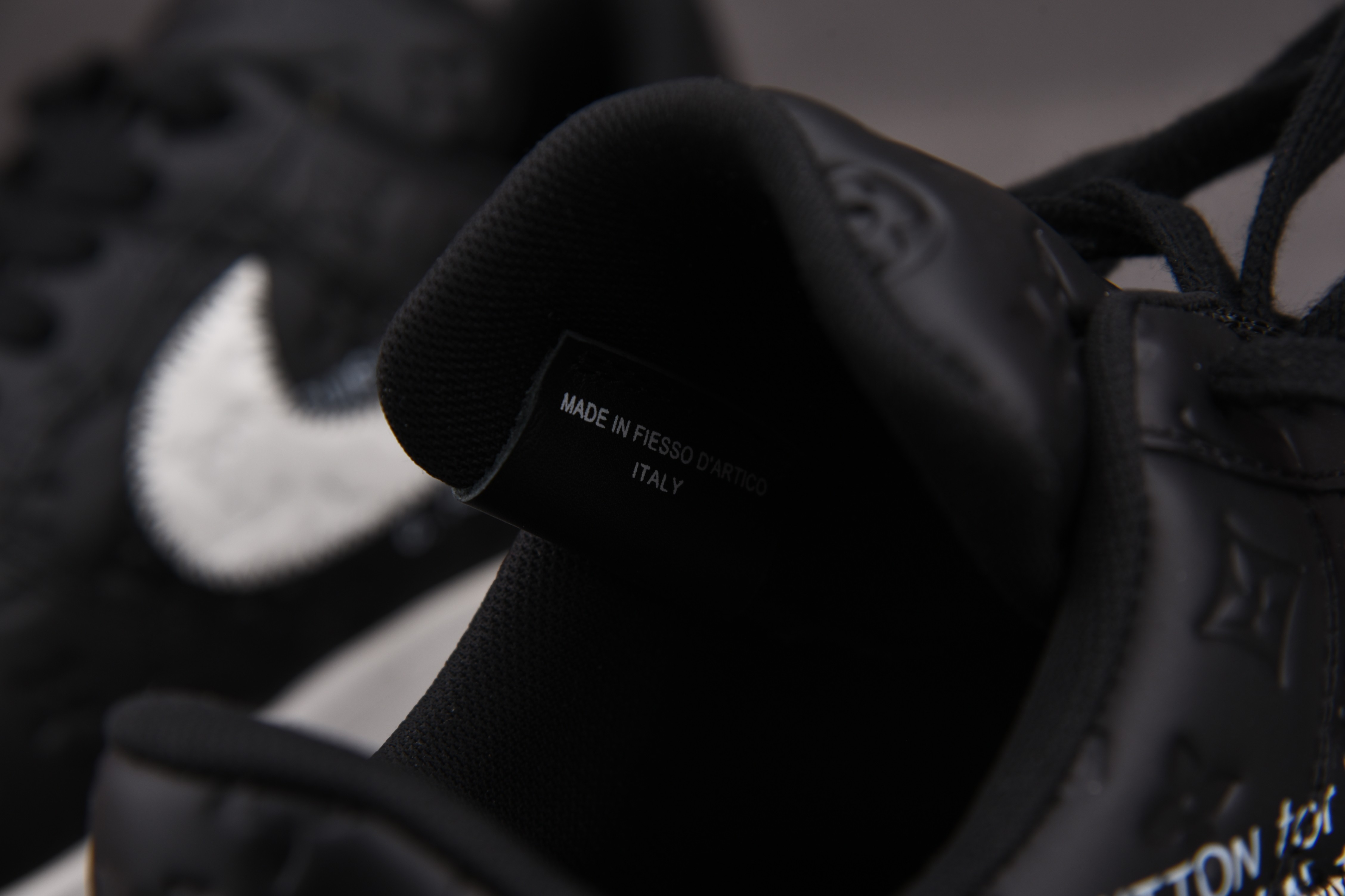 Nike Air Force 1 Low Louis Vuitton Dark White (Be careful about the size!!)