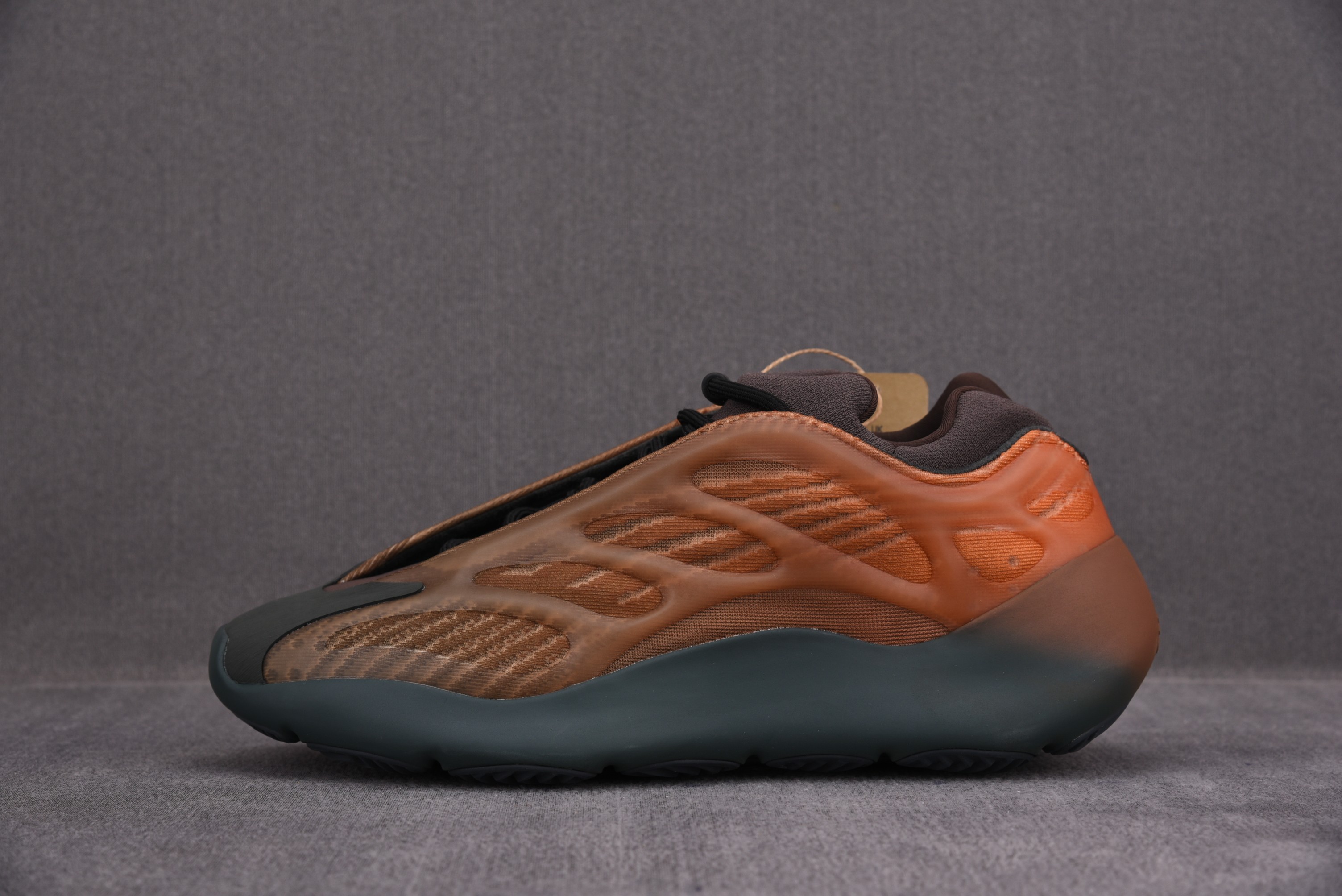 adidas Yeezy 700 V3 Copper Fade