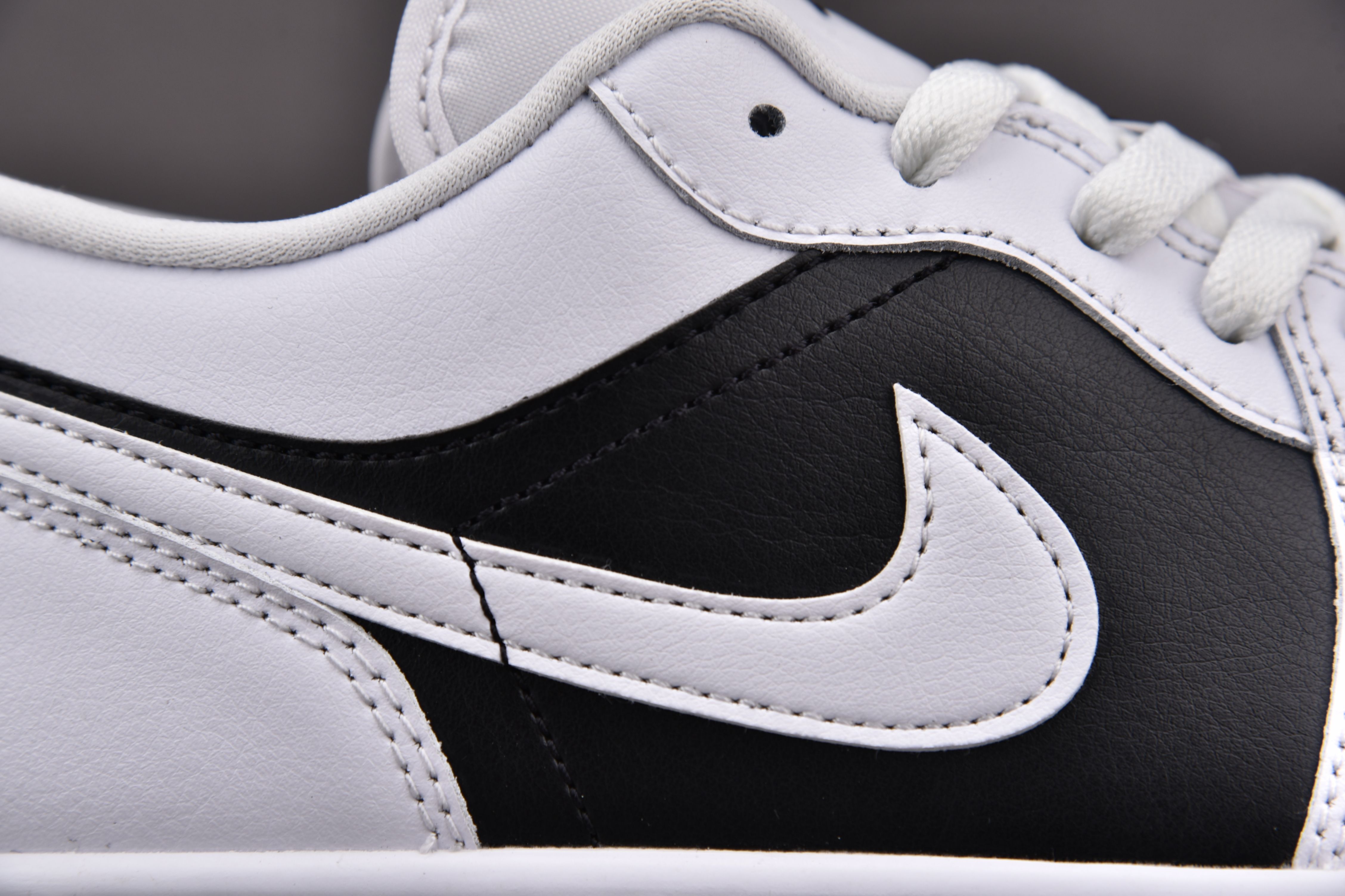 Jordan 1 Low Panda (Women Size!!)