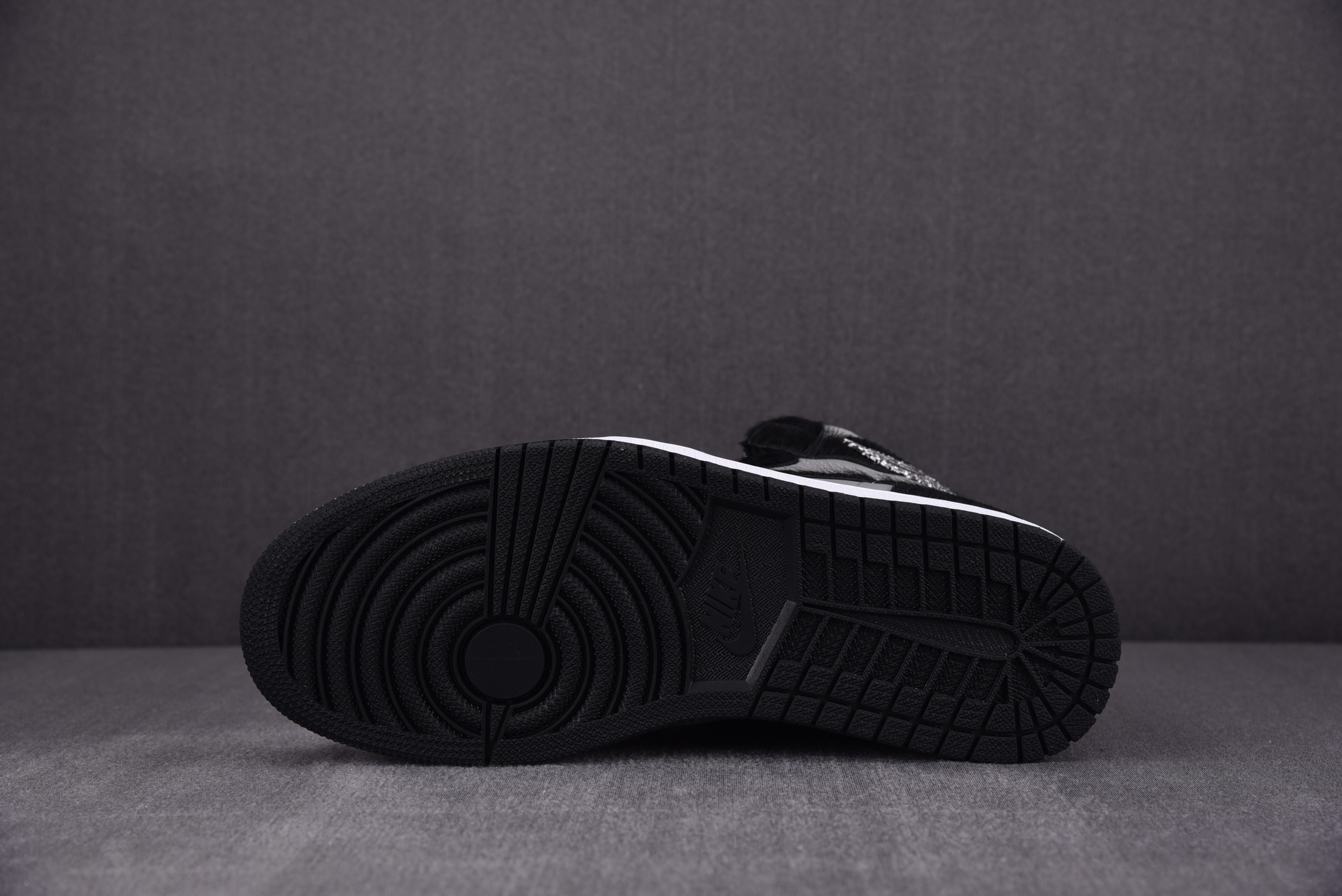 Jordan 1 Retro High OG Twist 2.0 (Women Size!!)