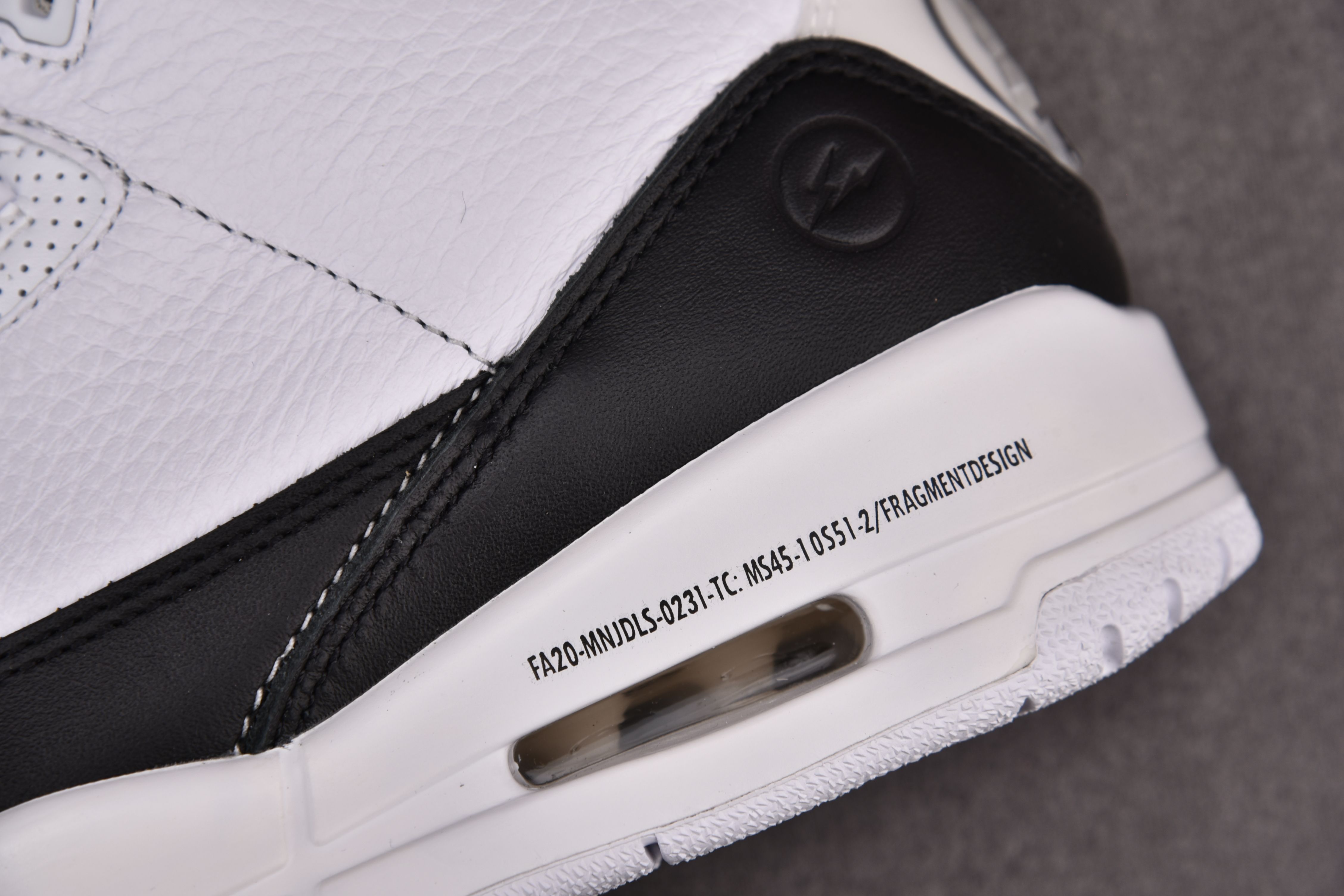 Jordan 3 Fragment