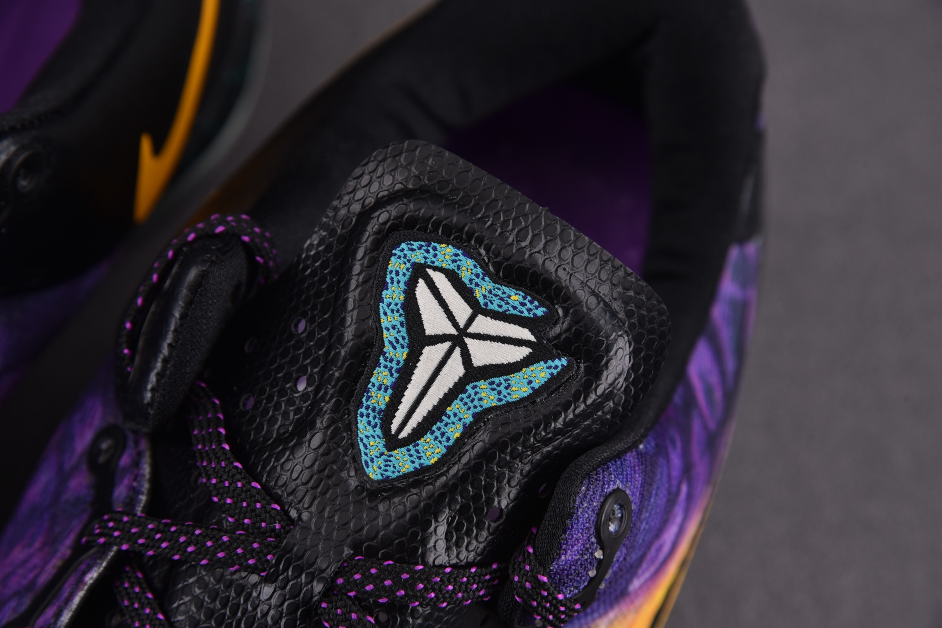 Nike Kobe 8 Easter