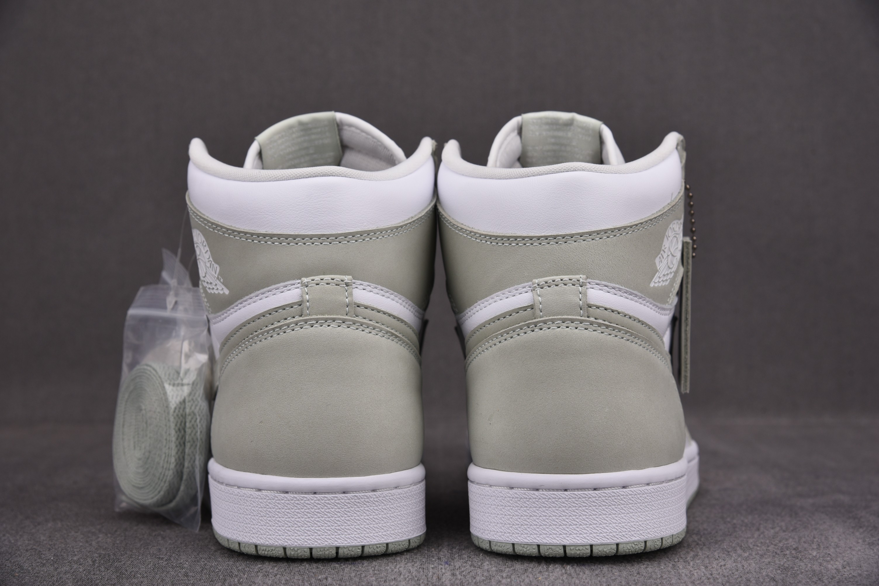 Jordan 1 High OG Seafoam (Women Size!!)