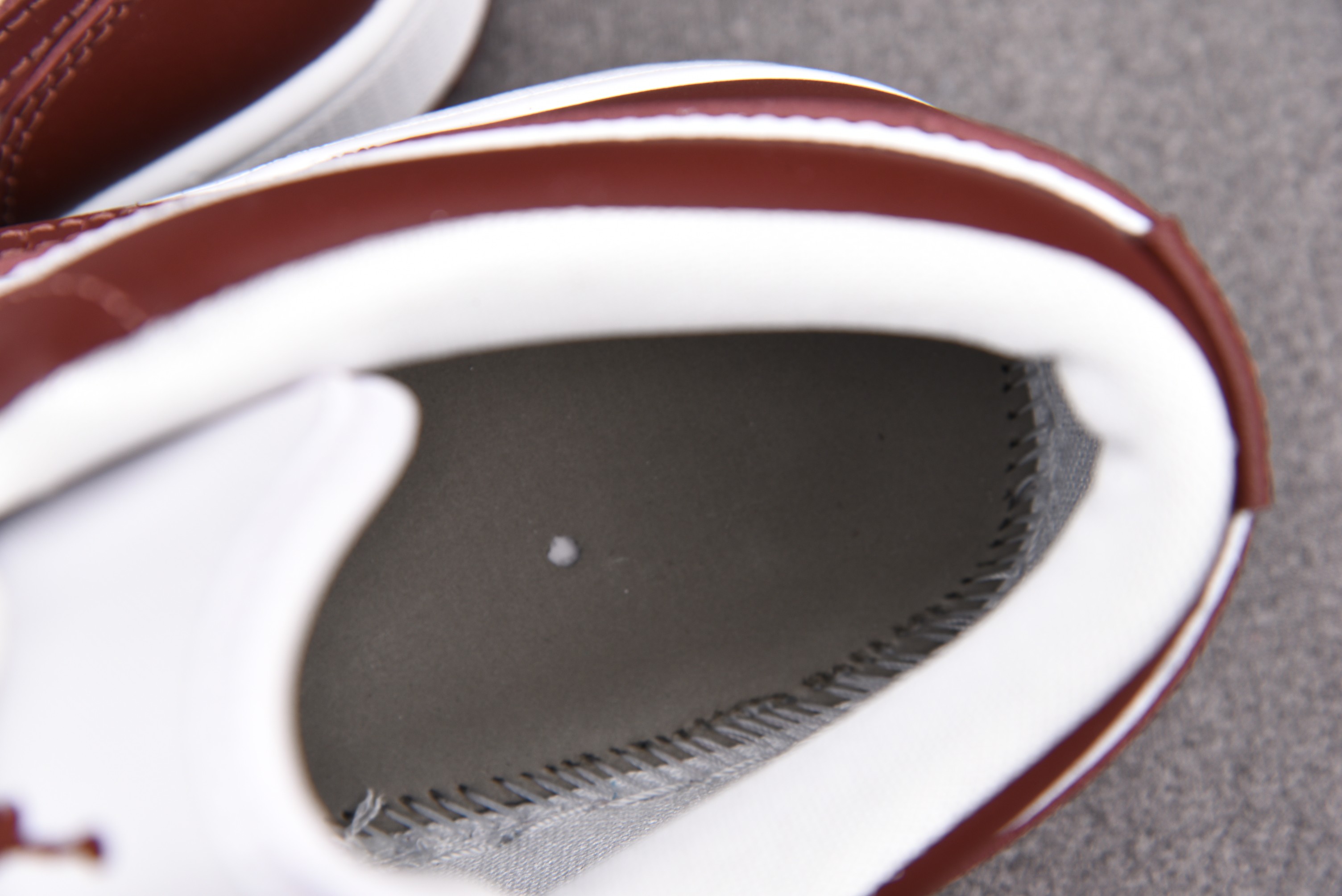 Jordan 1 Low Team Red (Women Size!!)