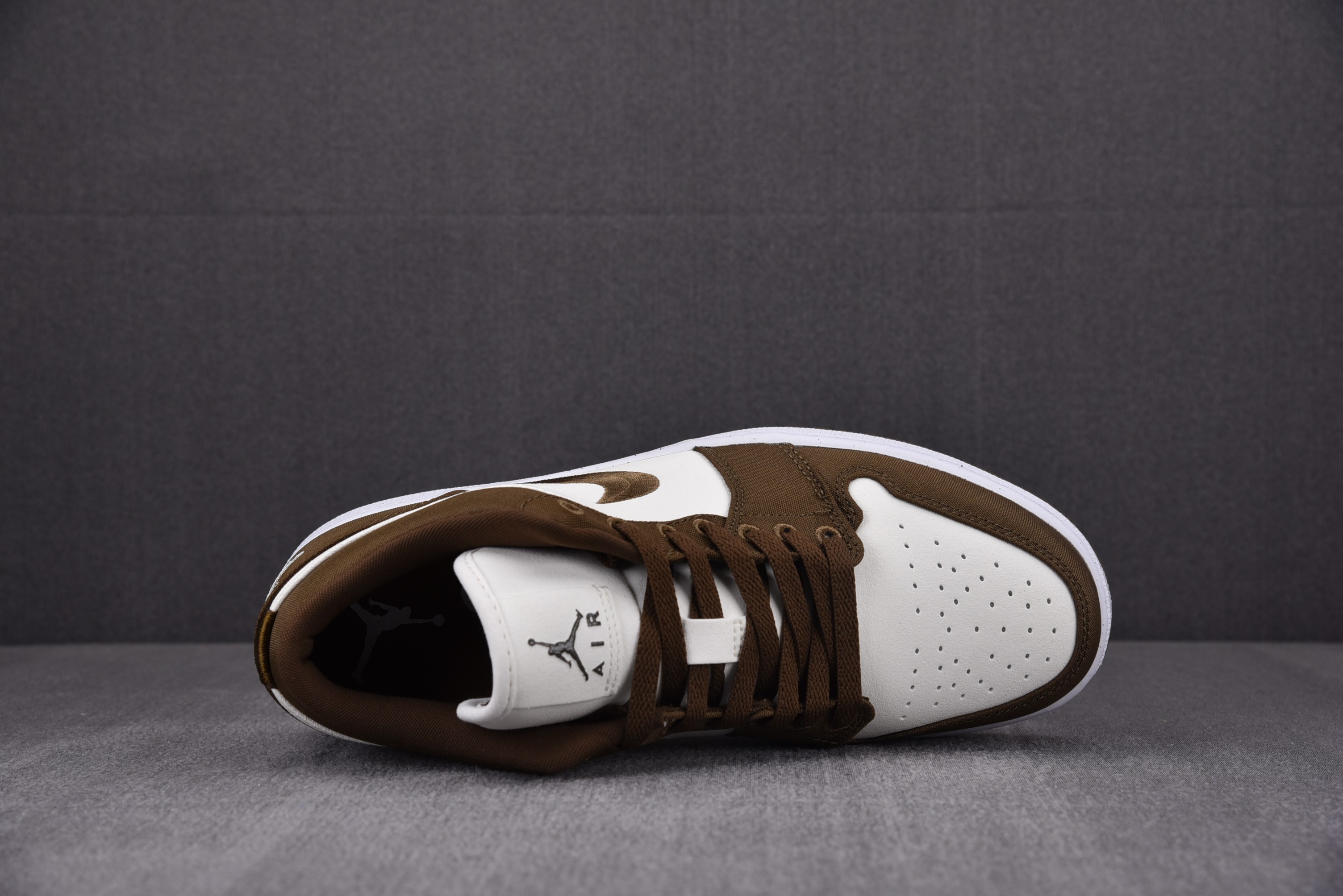 Jordan 1 Low SE Light Olive (Women Size!!)