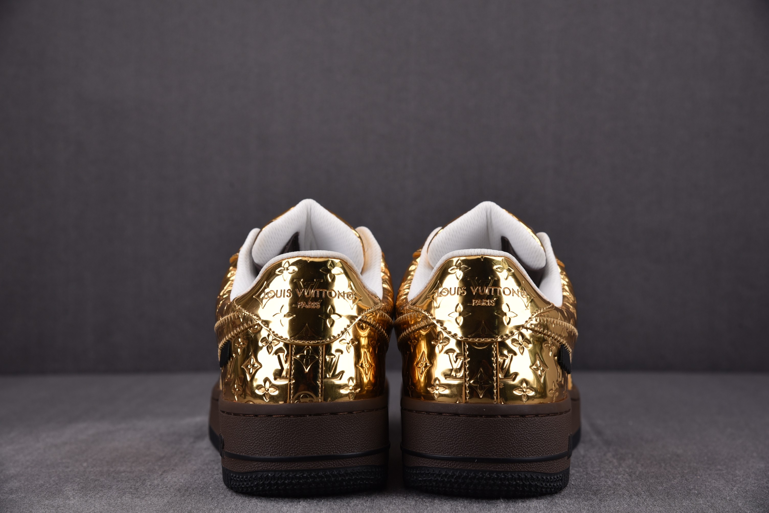 Nike Air Force 1 Low Louis Vuitton Gloden (Be careful about the size!!)