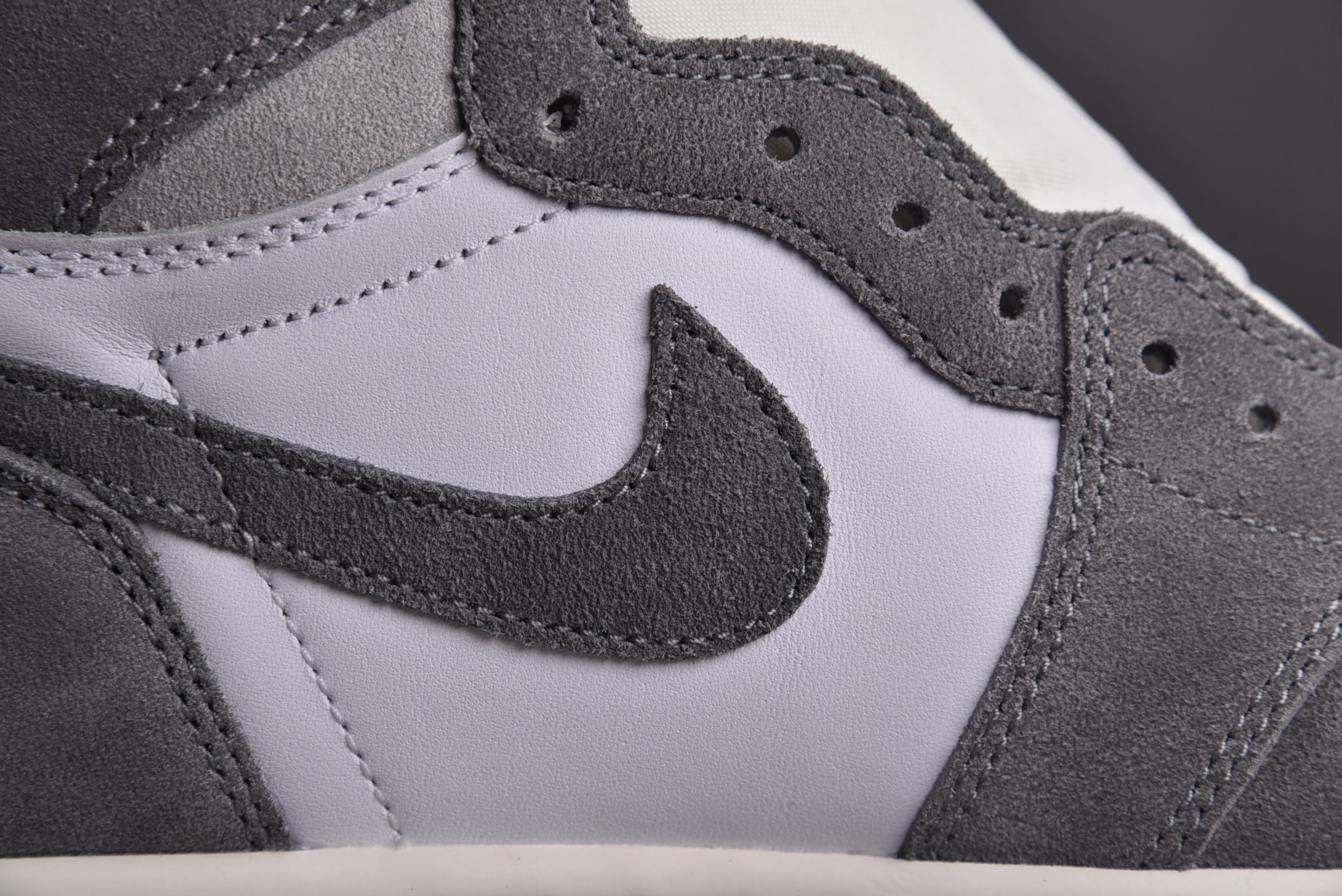 Jordan 1 Retro High OG Washed Black