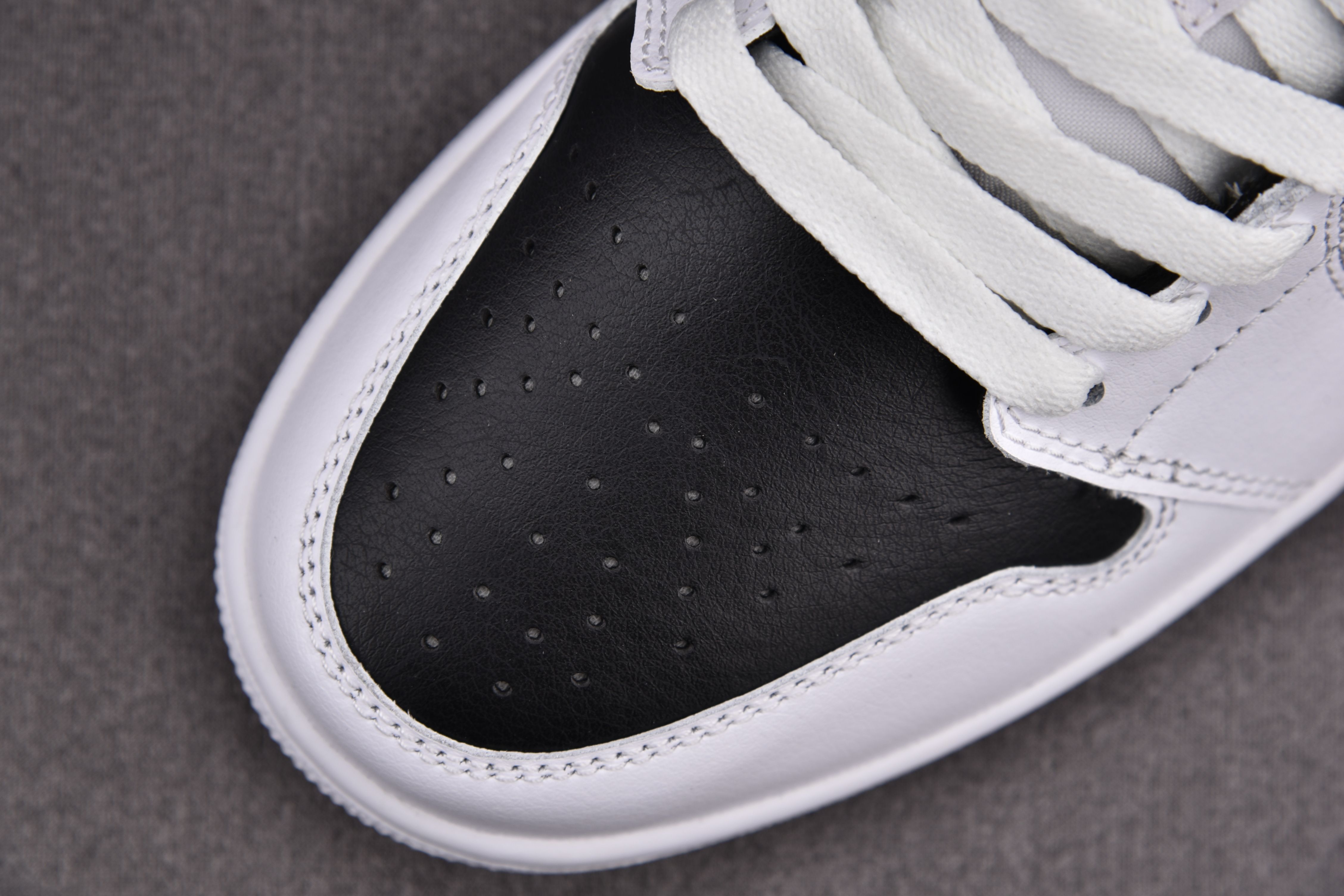 Jordan 1 Low Panda (Women Size!!)