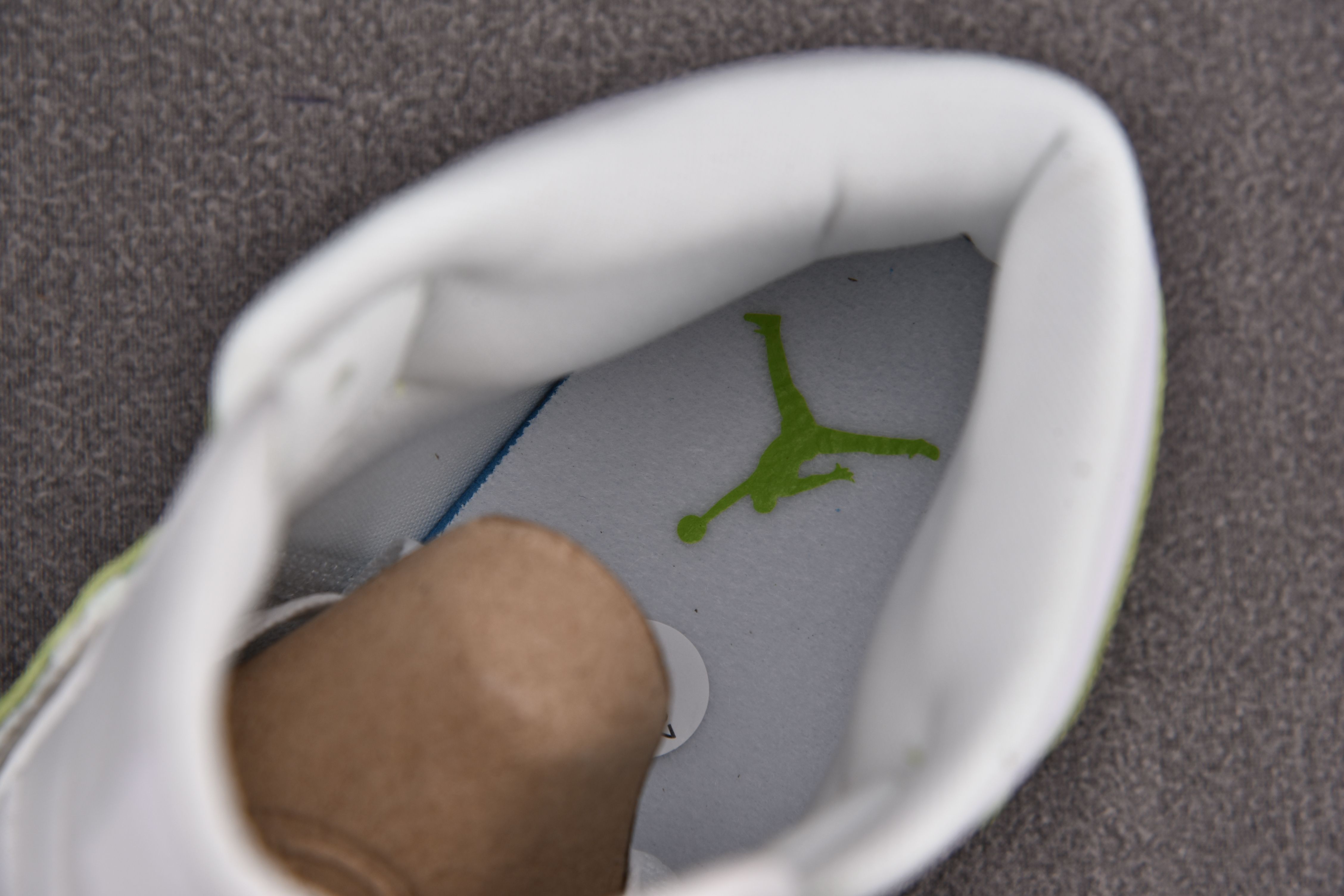 Jordan 1 Mid Green Python (Women Size!!)