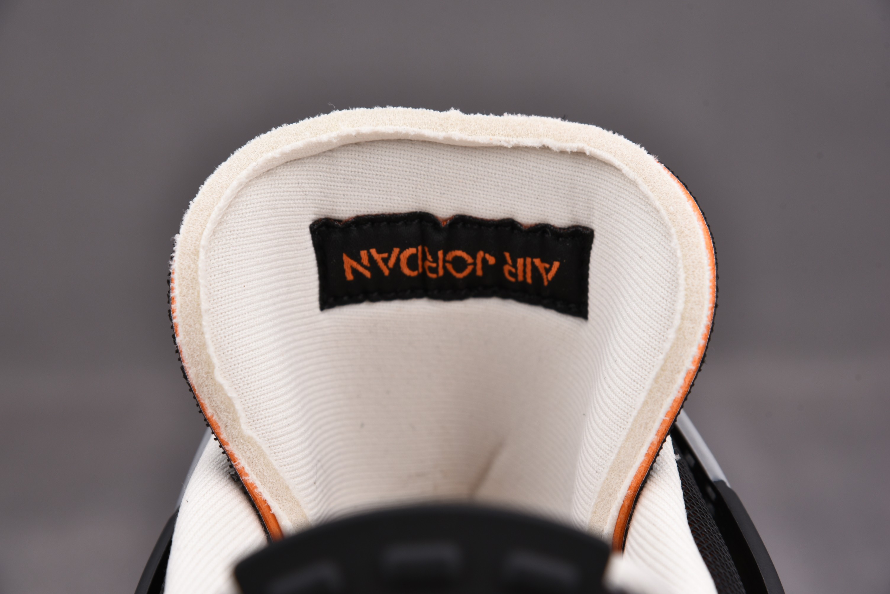 Jordan 4 Retro Starfish (Women Size!!)