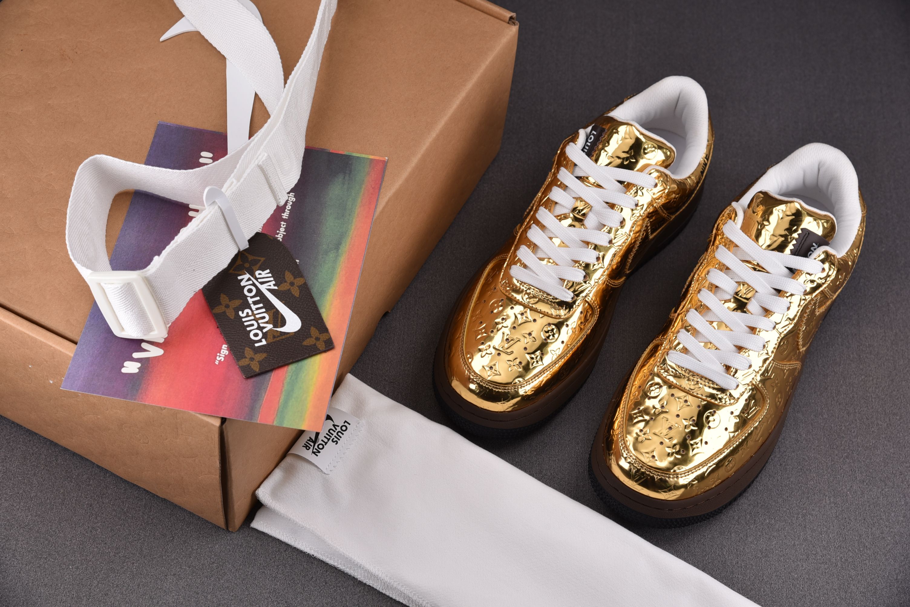 Nike Air Force 1 Low Louis Vuitton Gloden (Be careful about the size!!)