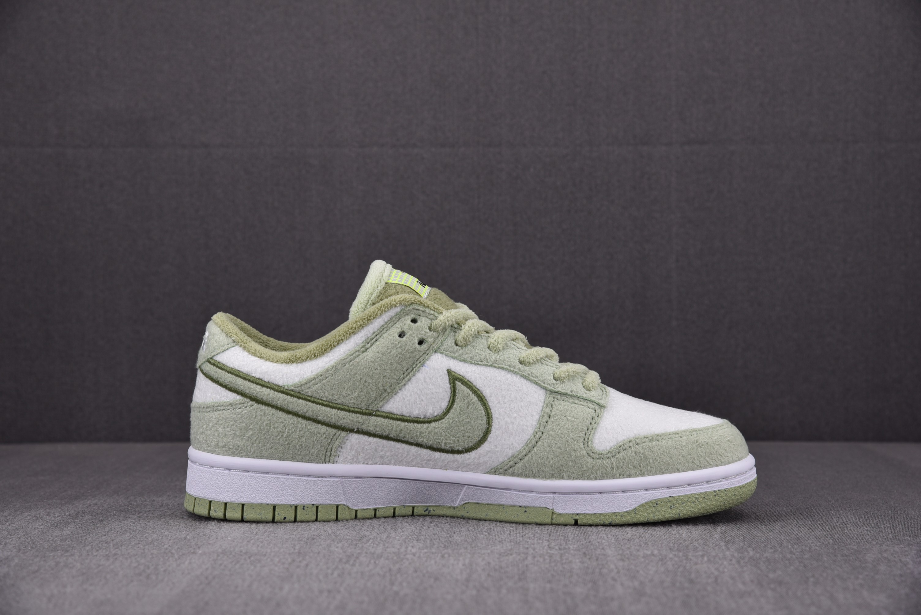 Nike Dunk Low SE Fleece Pack Honeydew (Women Size!!)