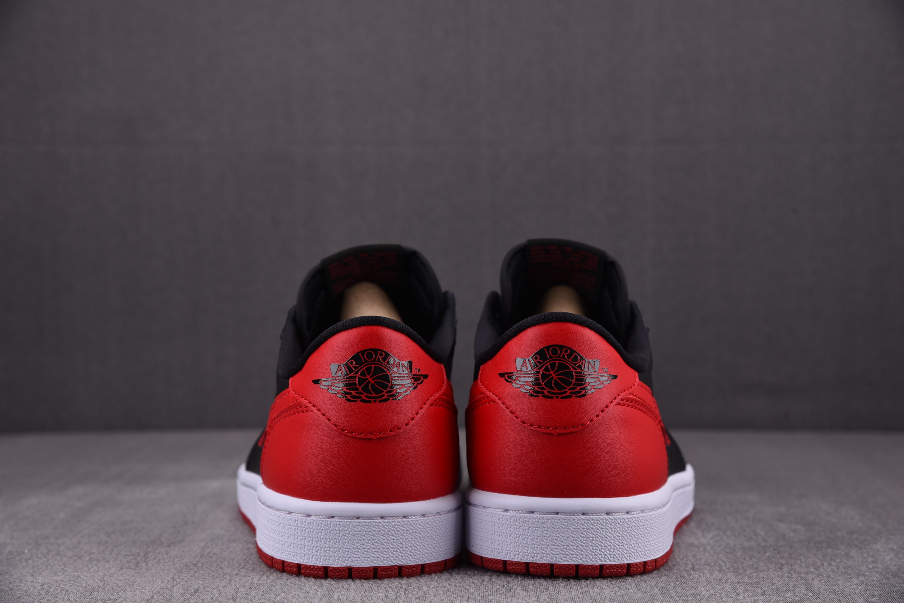 Jordan 1 Retro Low Bred (2015)