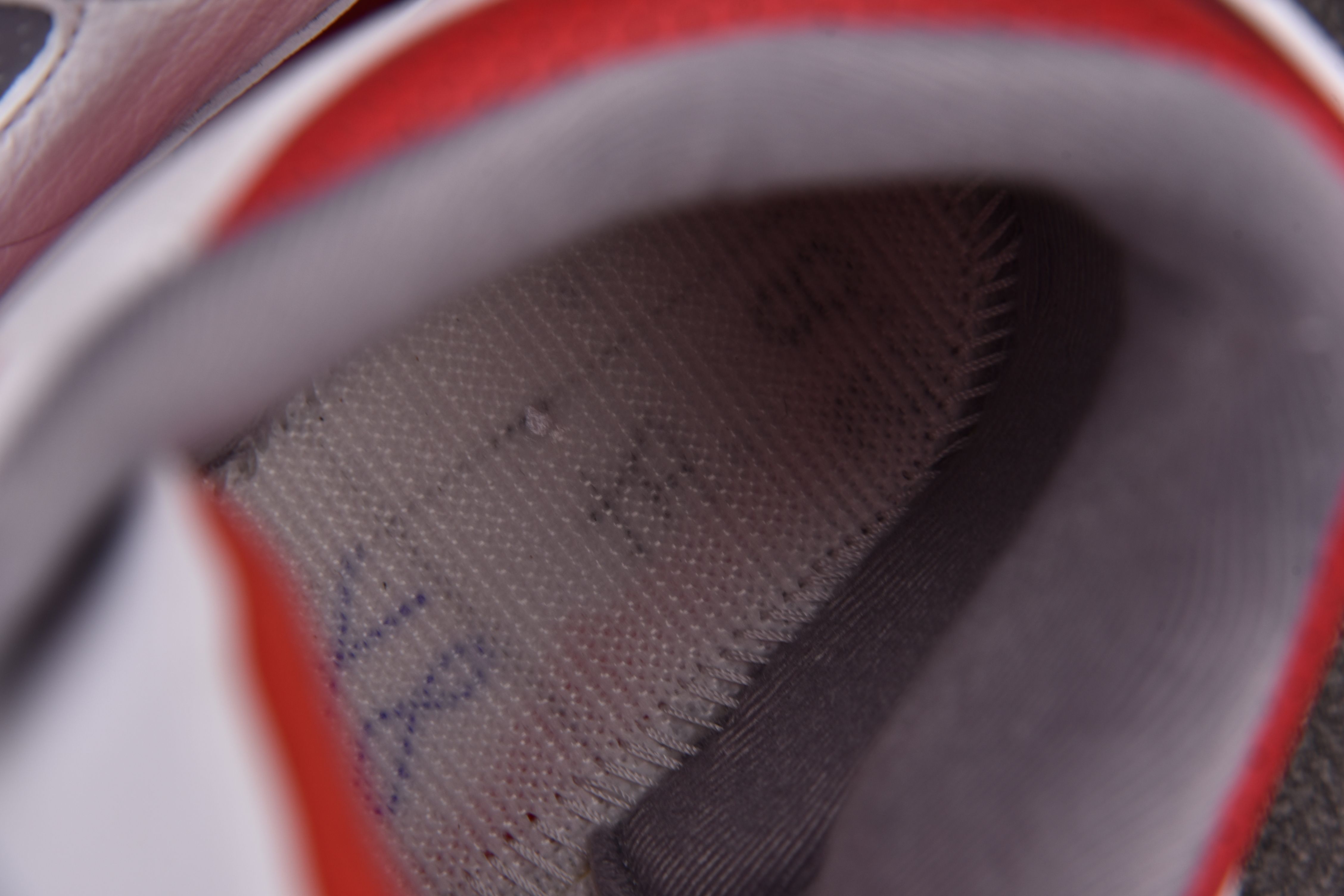 Jordan 3 Retro Fire Red (2022)
