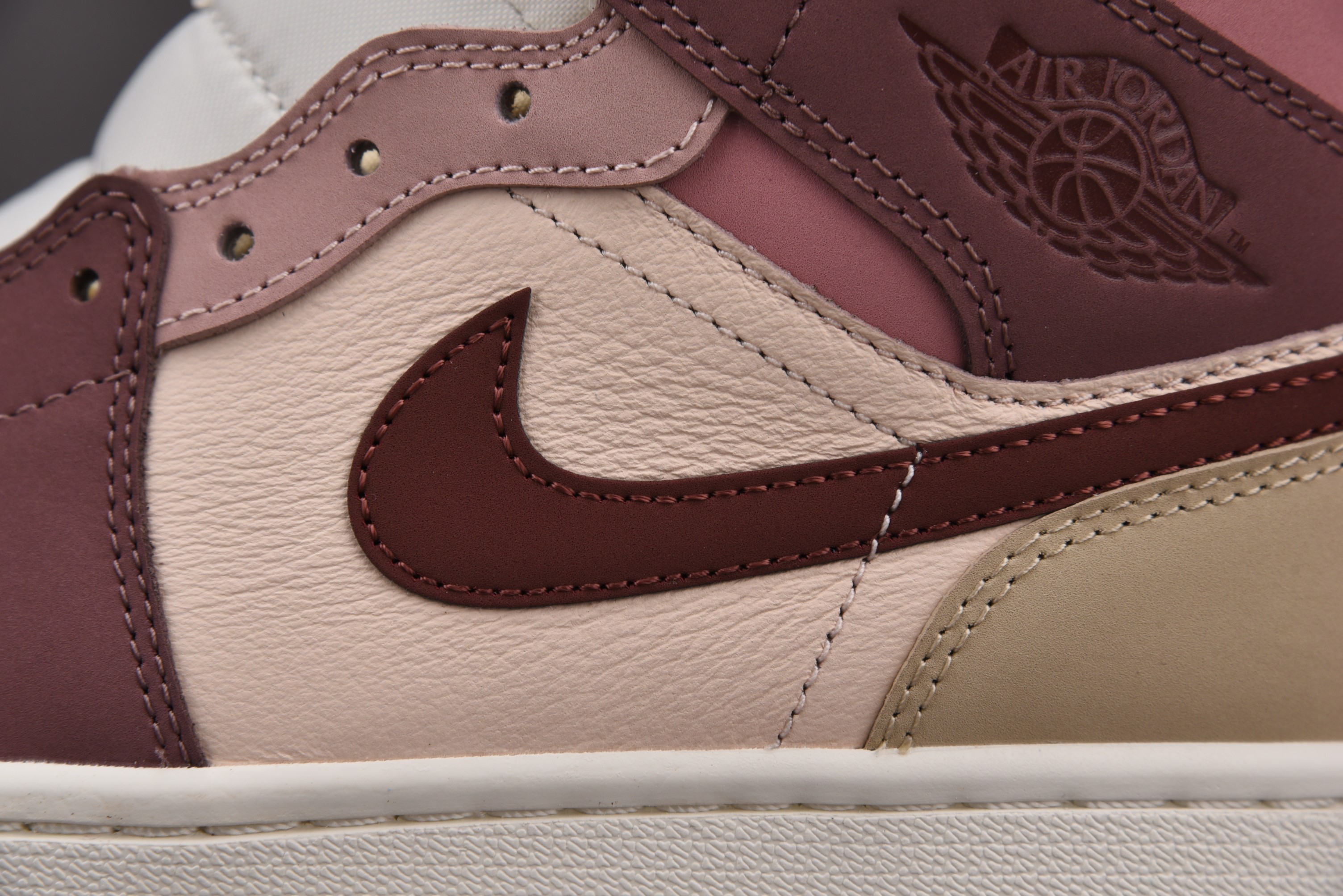 Jordan 1 Mid SE Dark Pony Smoky Mauve (Women Size!!)