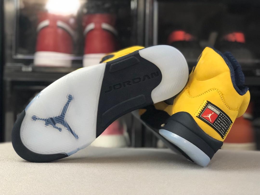 Jordan 5 Retro Michigan