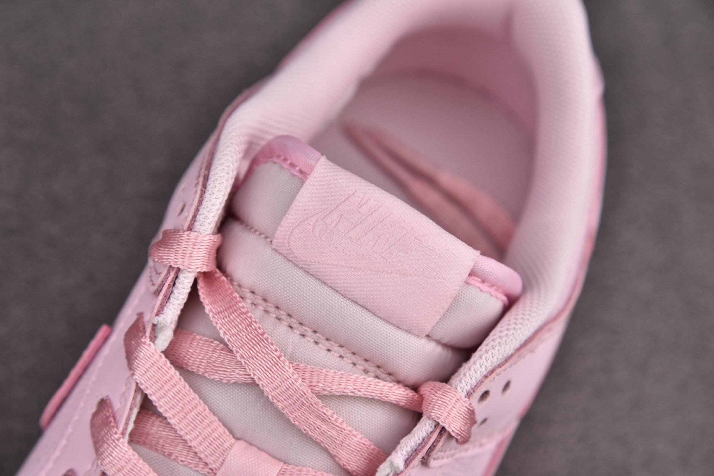 Nike Dunk Low Pink