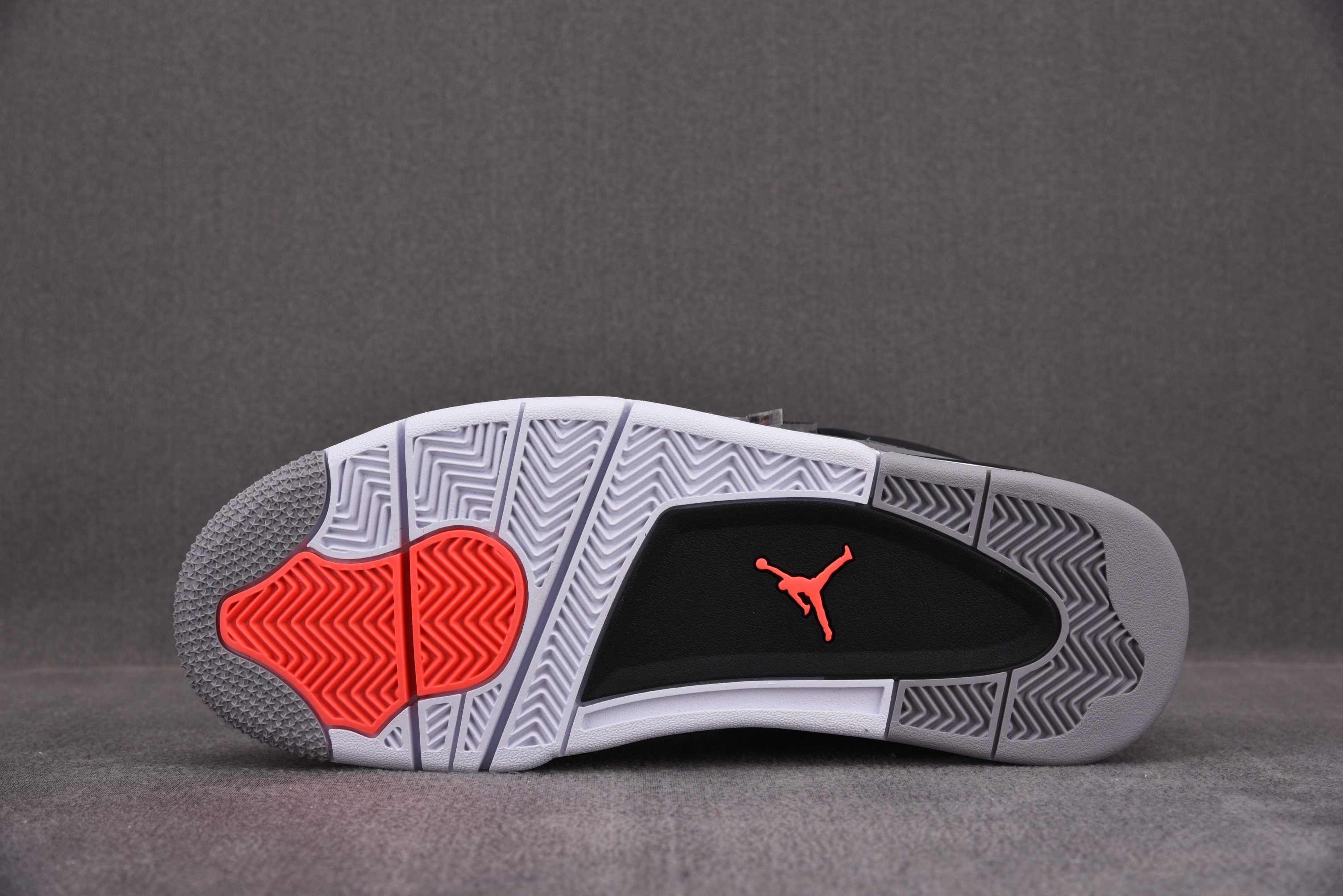 Jordan 4 Retro Infrared