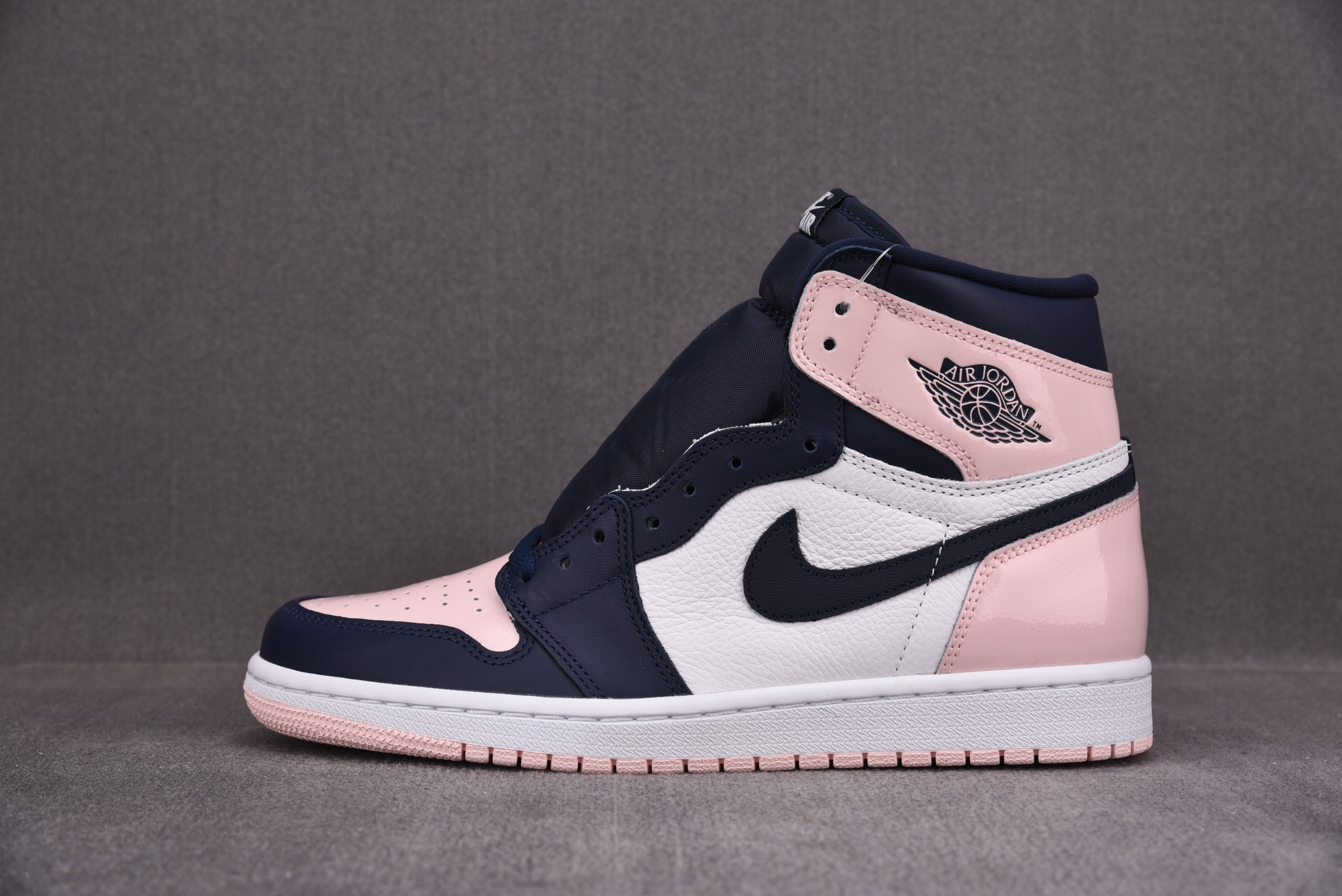 Jordan 1 High OG Atmosphere (Women Size!!)