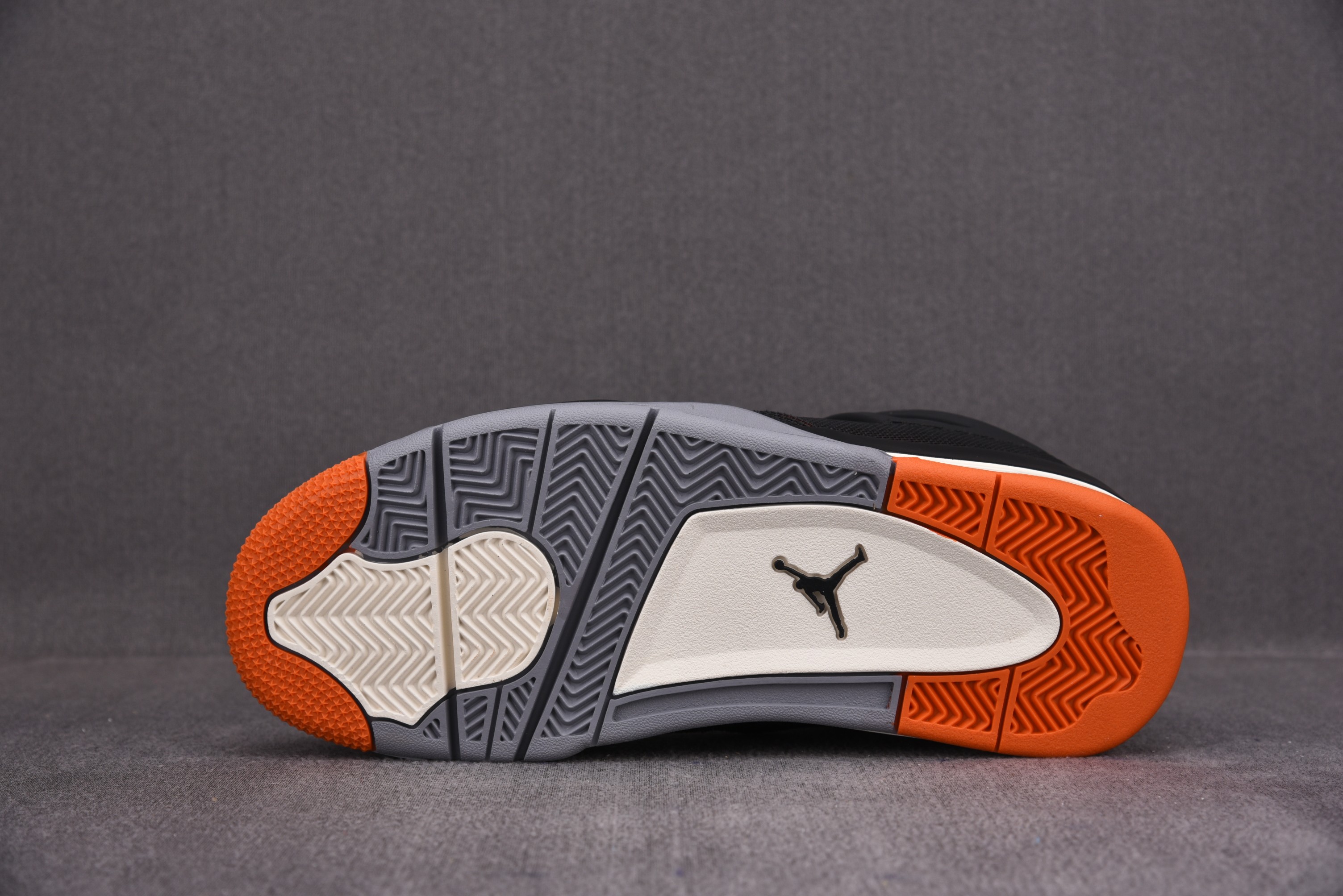 Jordan 4 Retro Starfish (Women Size!!)