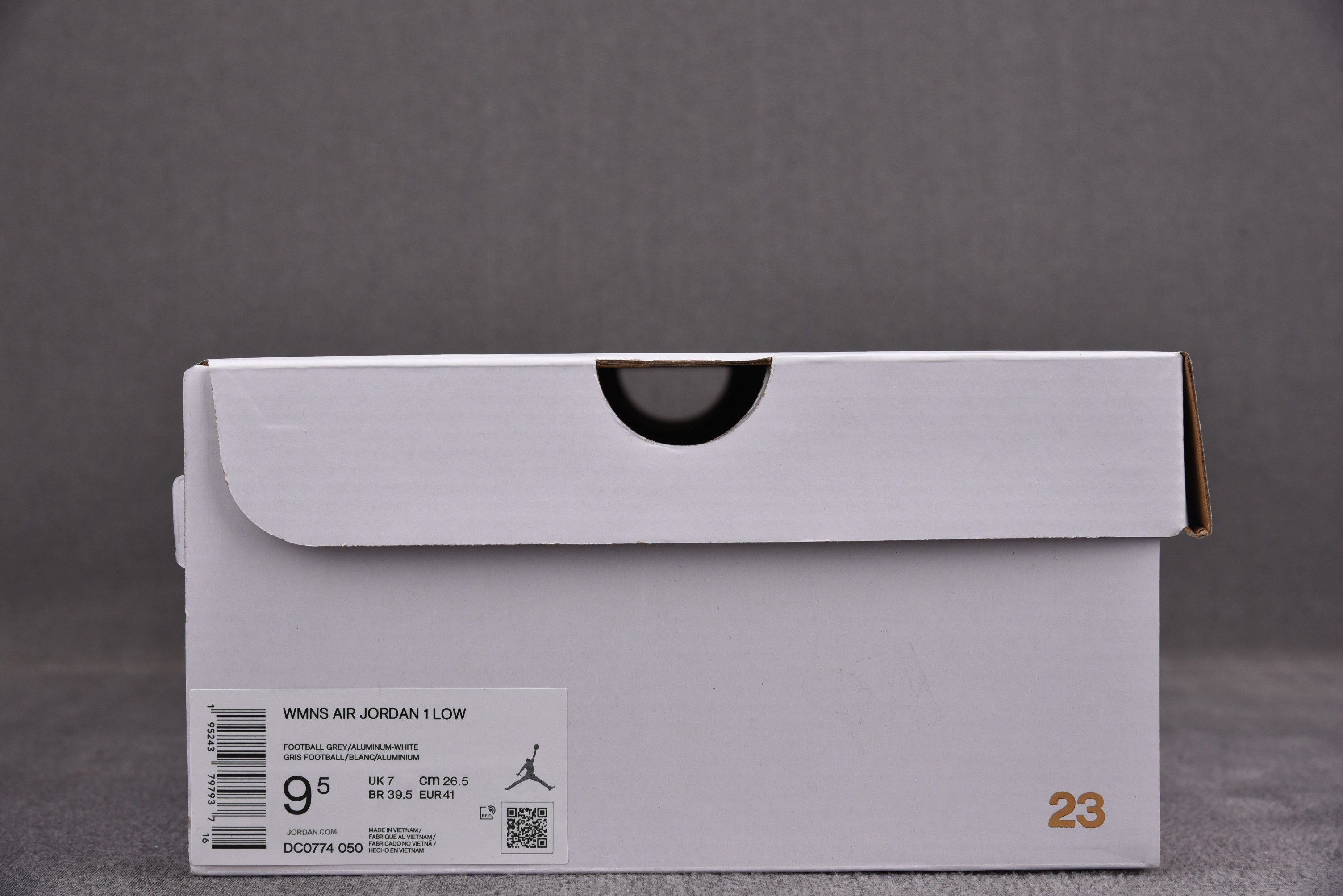 Jordan 1 Low University Blue (Women Size!!)