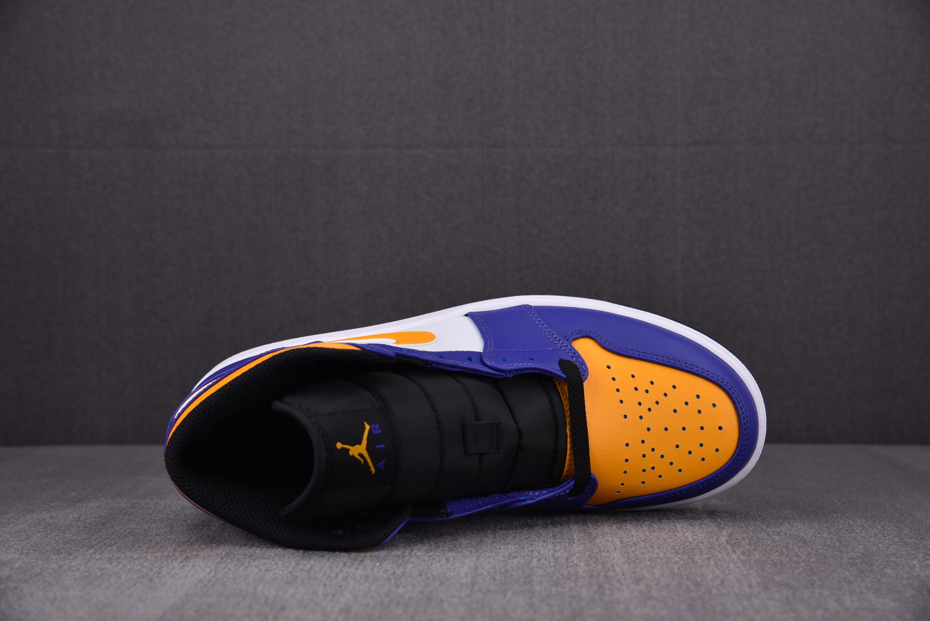 Jordan 1 Mid Lakers