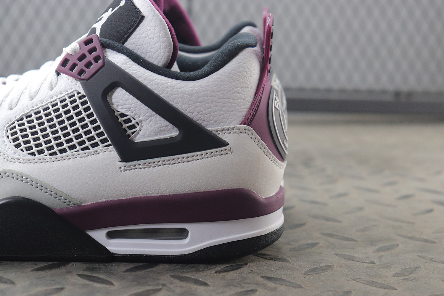 Paris Saint-Germain x Air Jordan 4 Retro Bordeaux