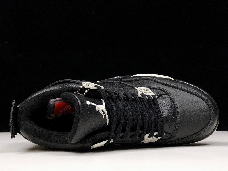 Jordan 4 Retro Oreo