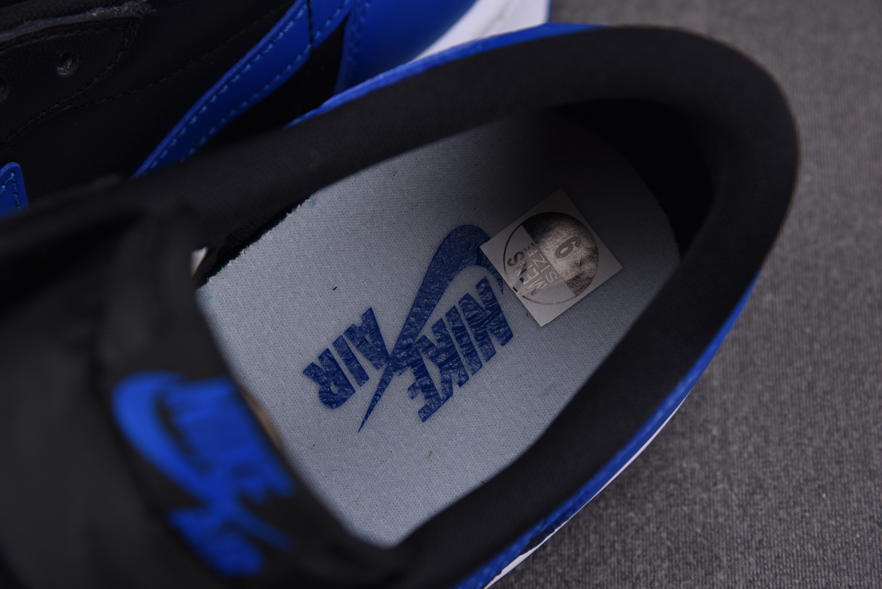 Jordan 1 Retro Low Royal (2015)