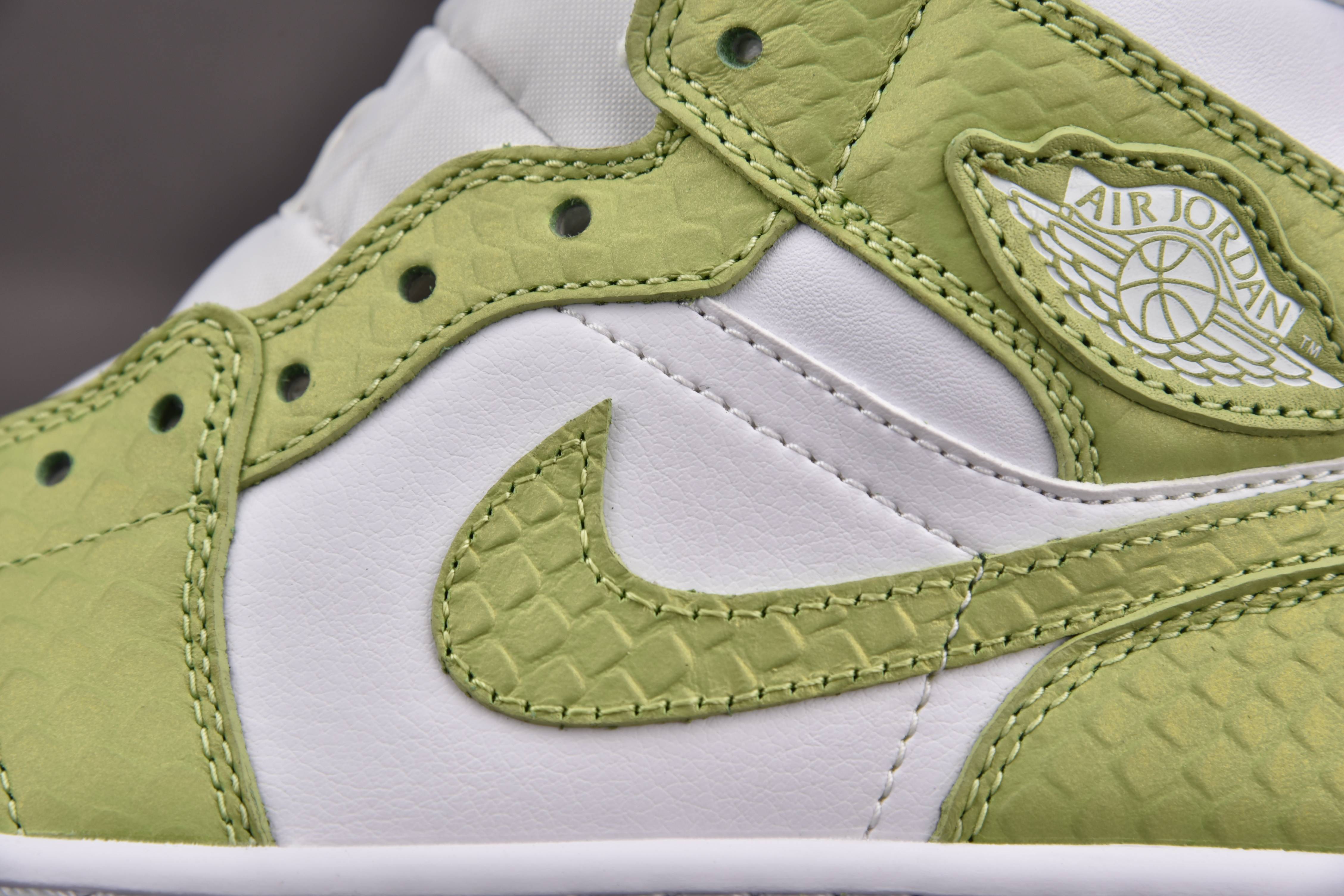 Jordan 1 Mid Green Python (Women Size!!)