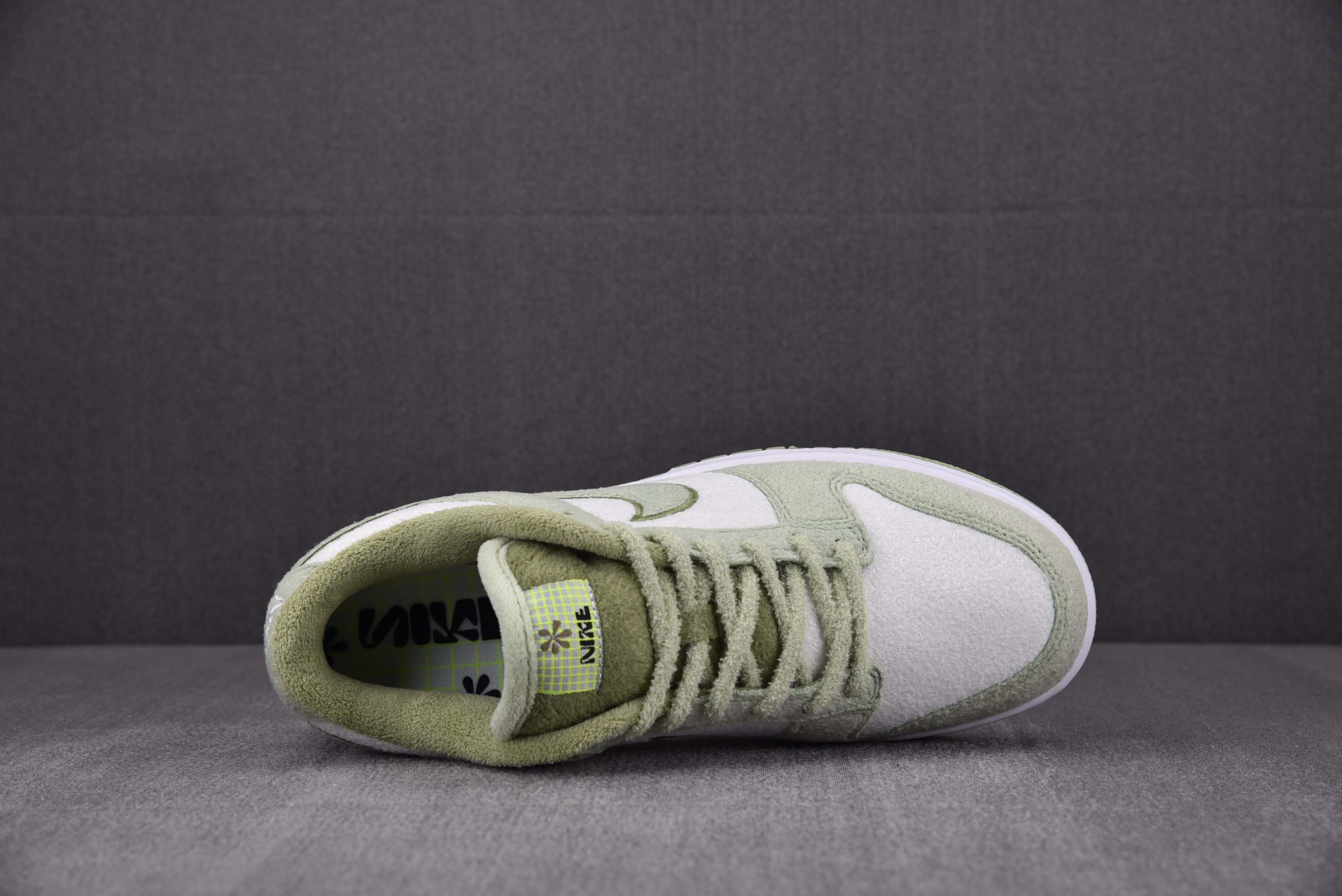Nike Dunk Low SE Fleece Pack Honeydew (Women Size!!)
