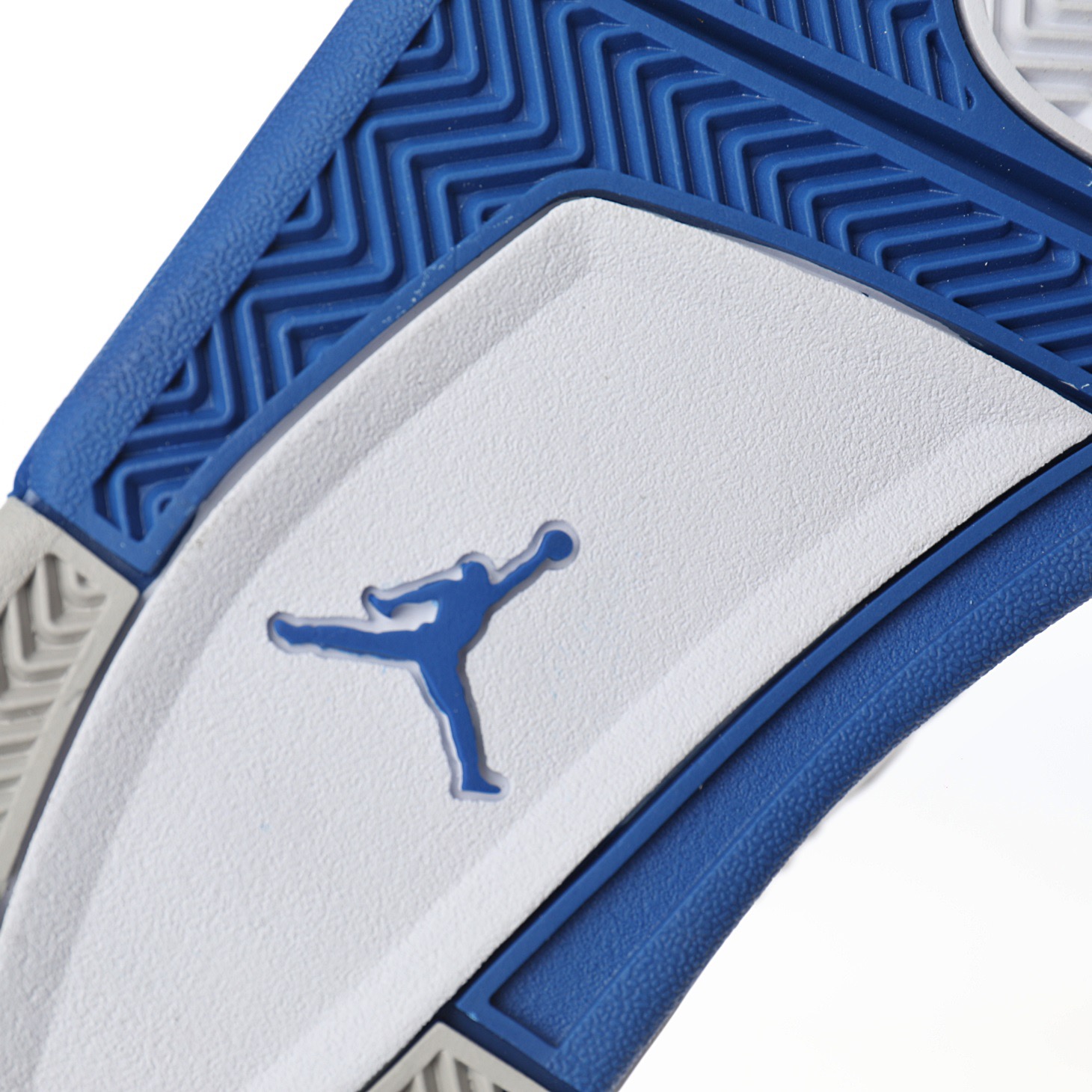 Jordan 4 Retro Motorsports