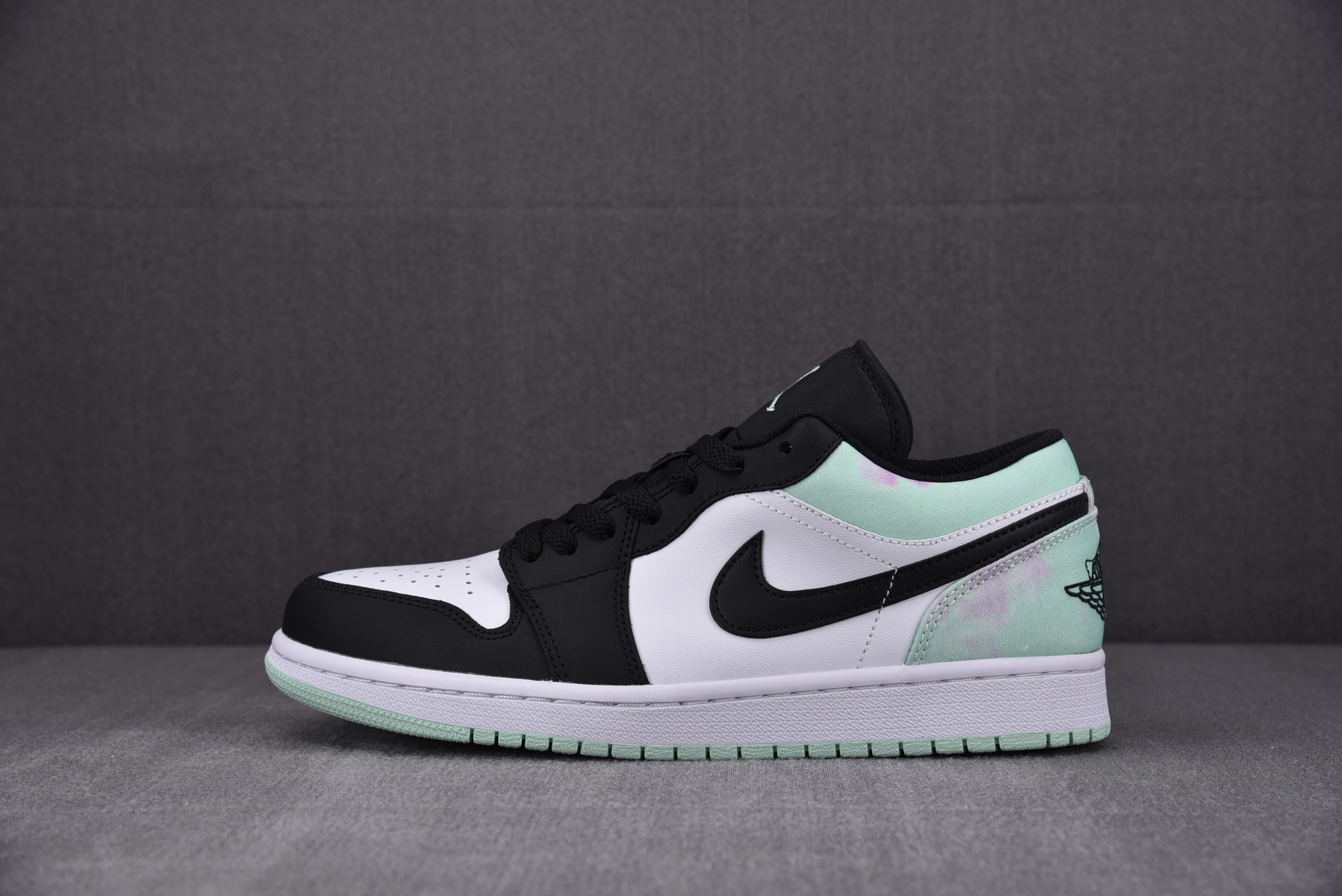 Jordan 1 Low Tie-Dye