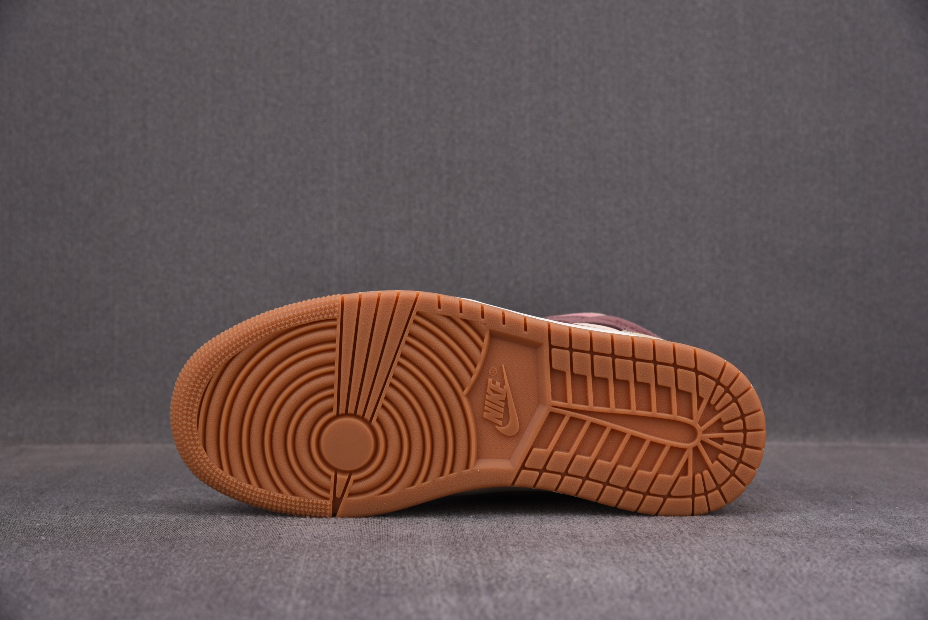 Jordan 1 Mid SE Dark Pony Smoky Mauve (Women Size!!)