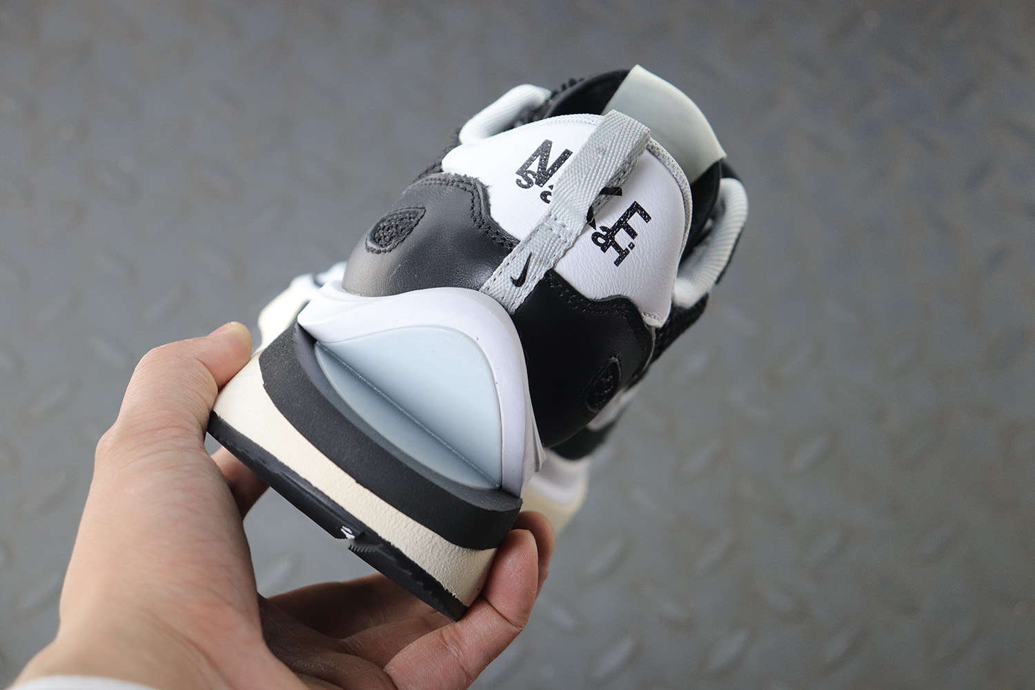 Nike VaporWaffle Sacai Black White