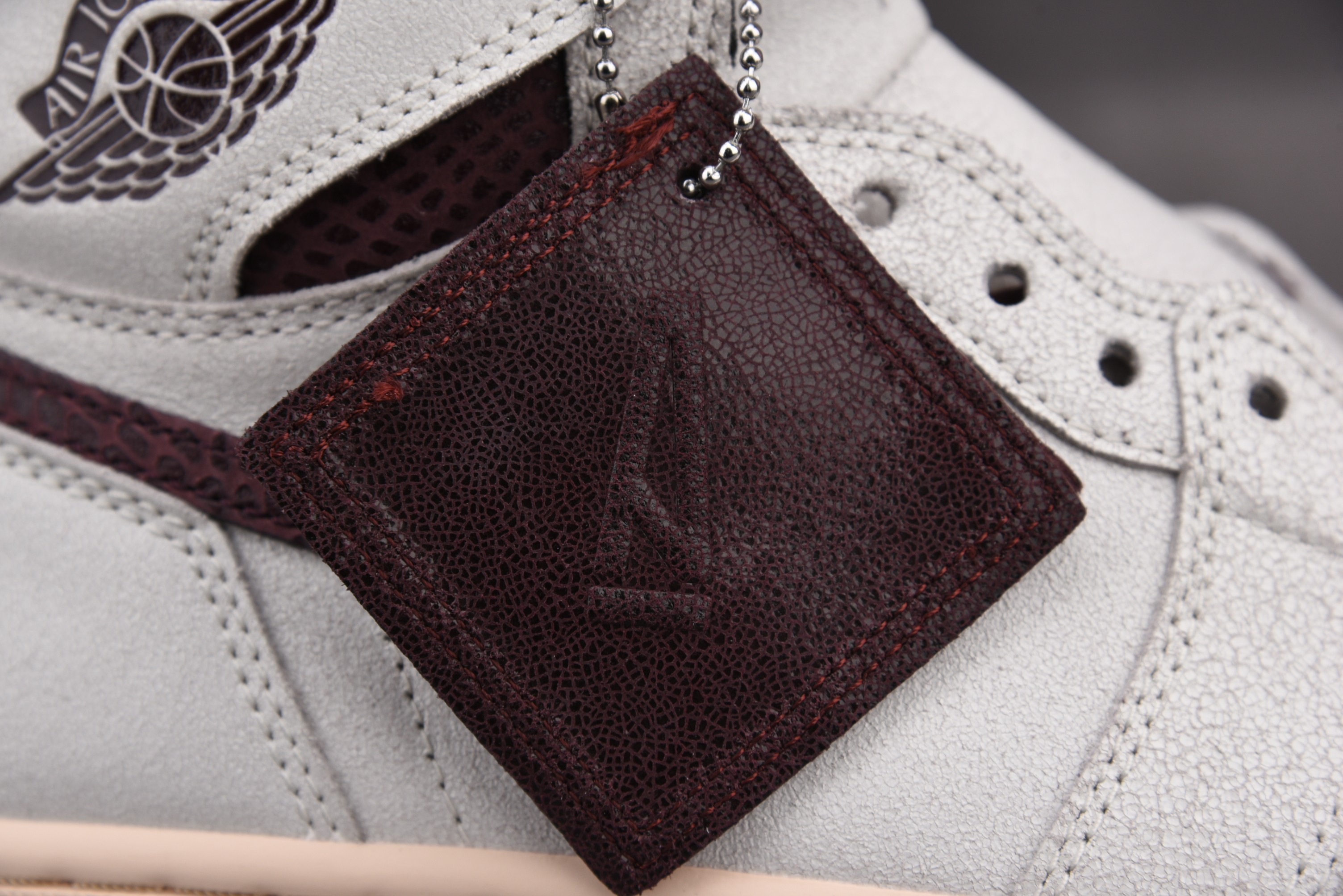 Jordan 1 Retro High OG A Ma Maniére