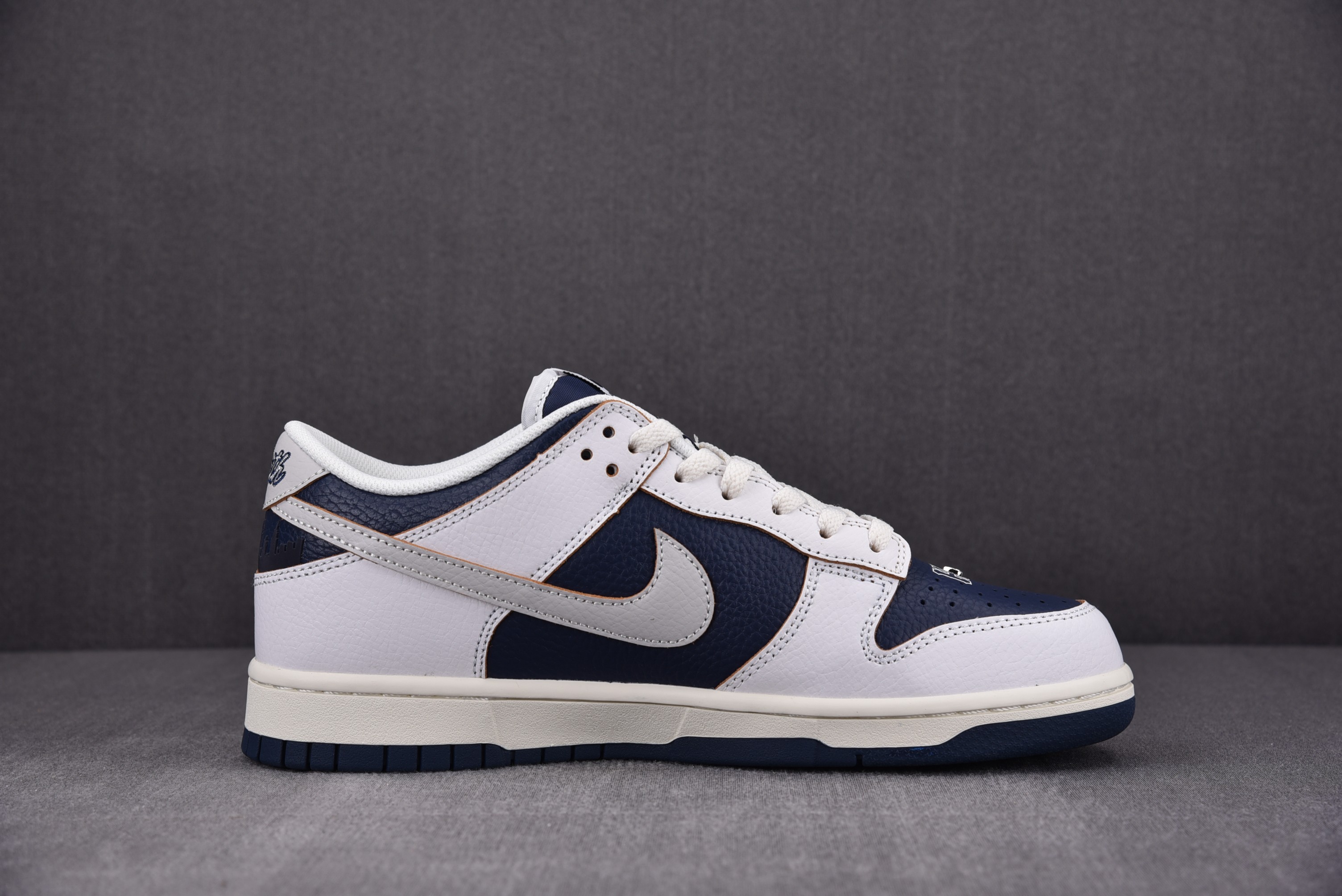 Nike SB Dunk Low HUF New York City